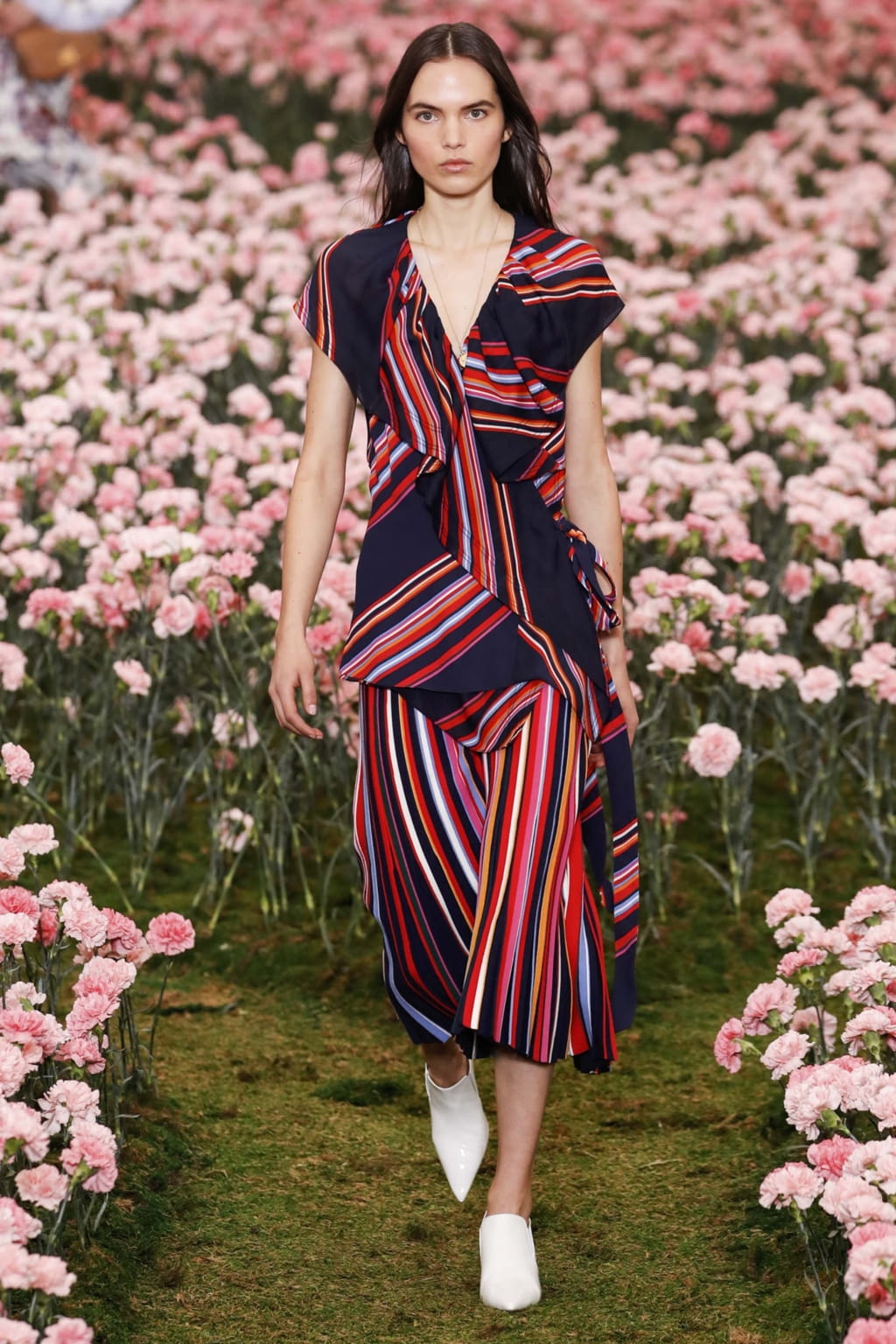 Fashion Week New York Fall/Winter 2018 look 31 from the Tory Burch collection 女装