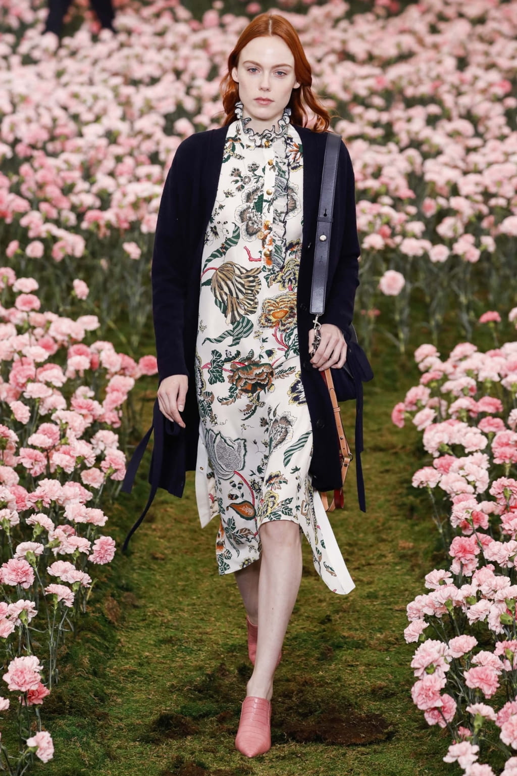 Fashion Week New York Fall/Winter 2018 look 33 from the Tory Burch collection womenswear