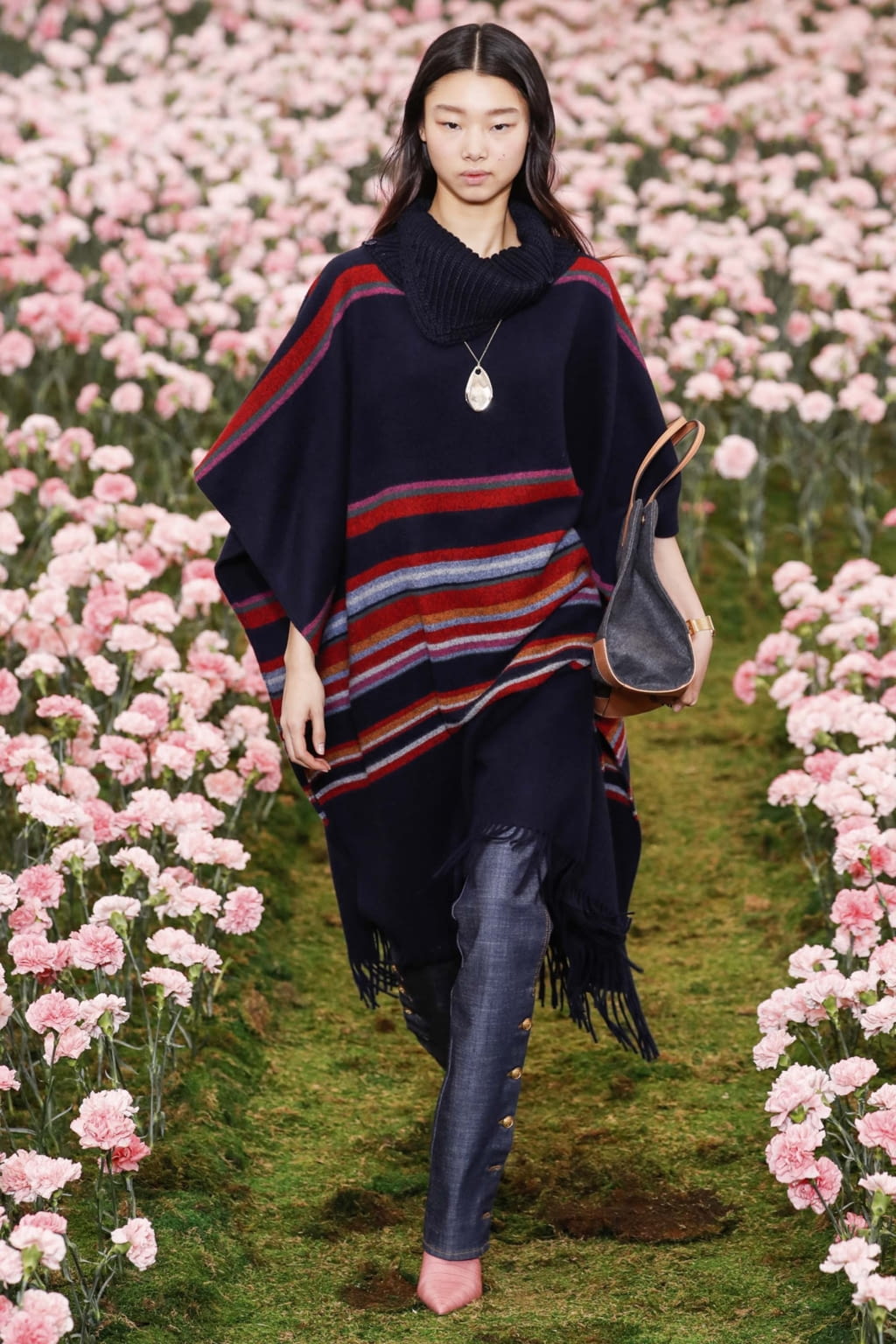 Fashion Week New York Fall/Winter 2018 look 36 from the Tory Burch collection 女装