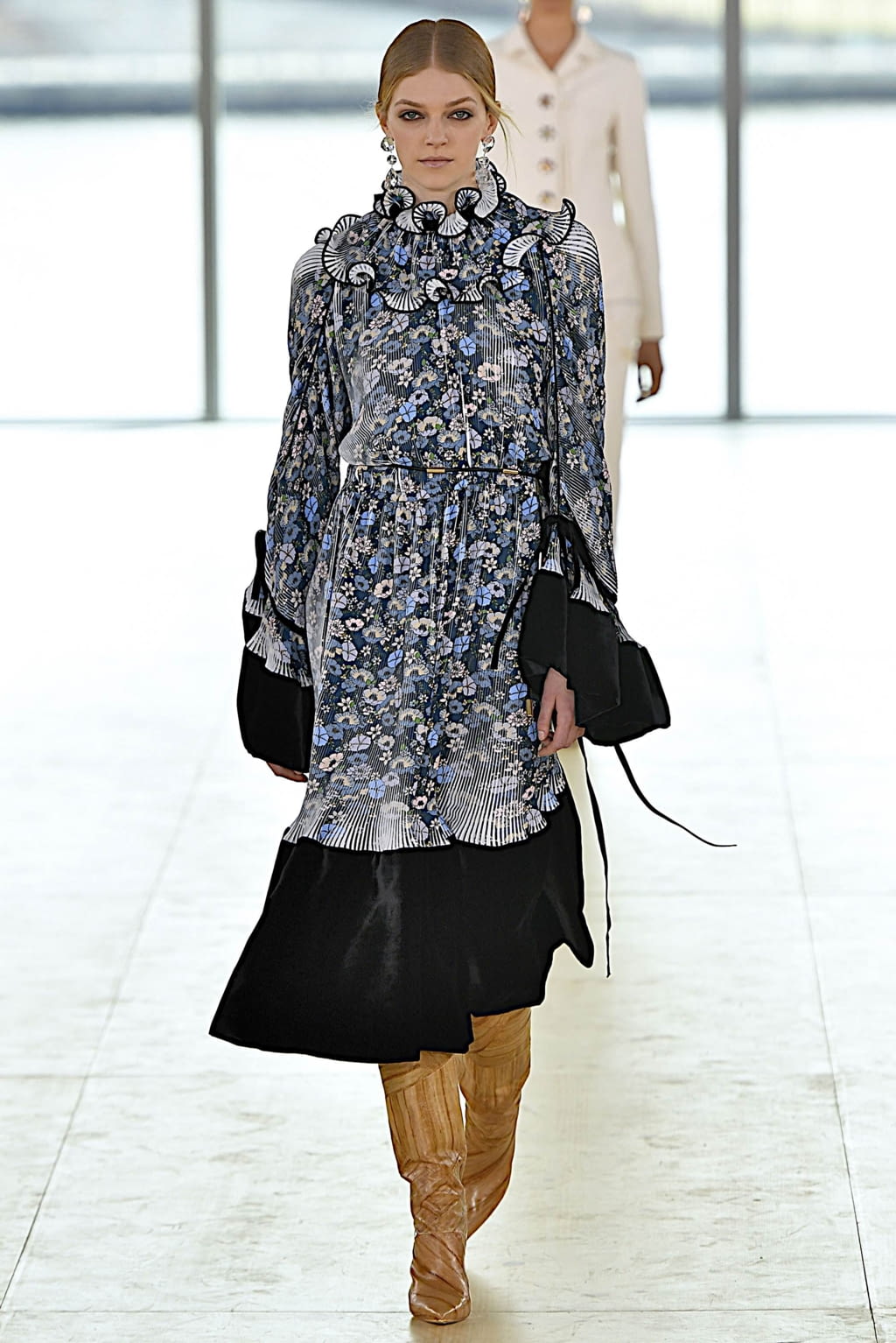 Fashion Week New York Fall/Winter 2019 look 13 from the Tory Burch collection 女装