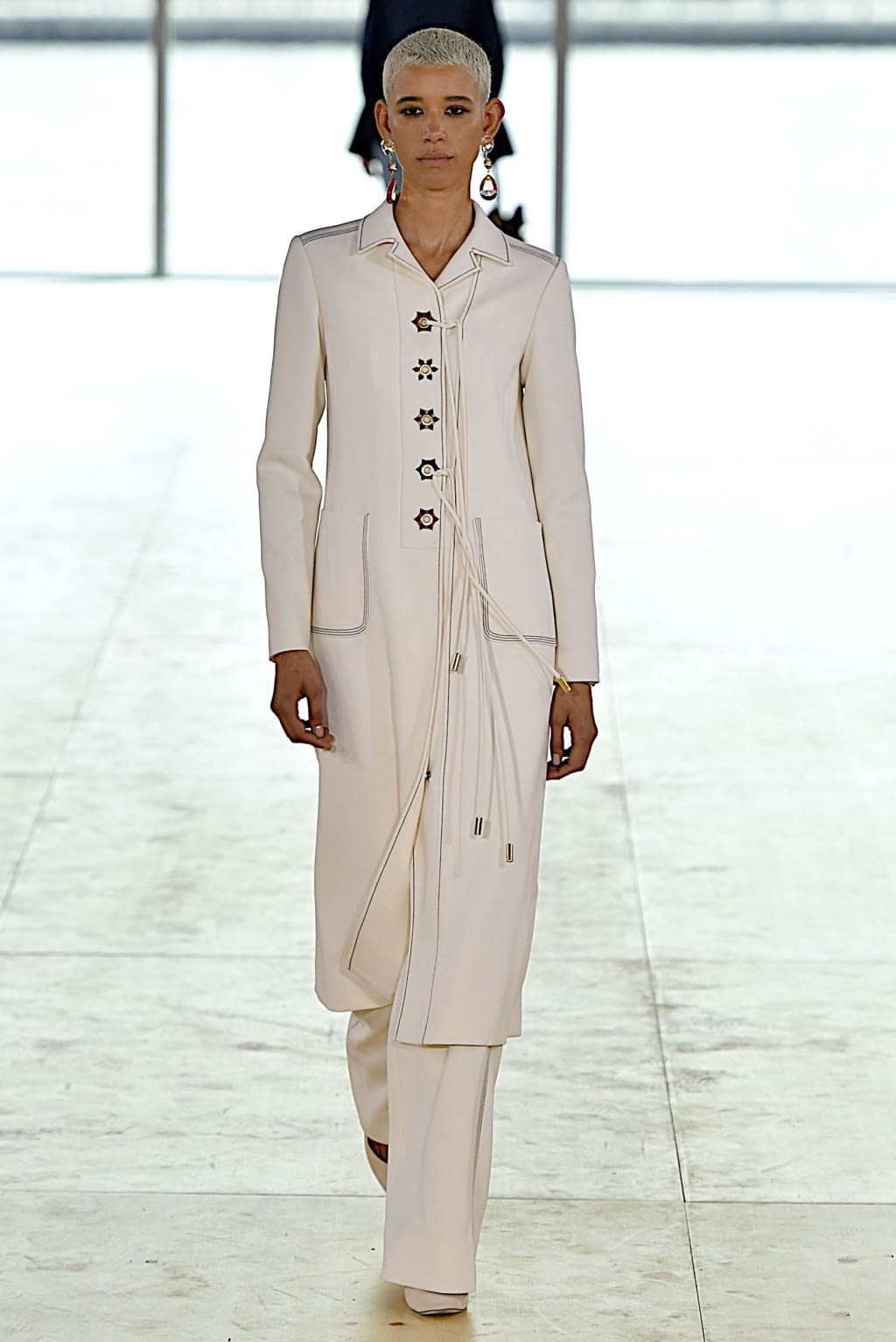 Fashion Week New York Fall/Winter 2019 look 14 from the Tory Burch collection 女装