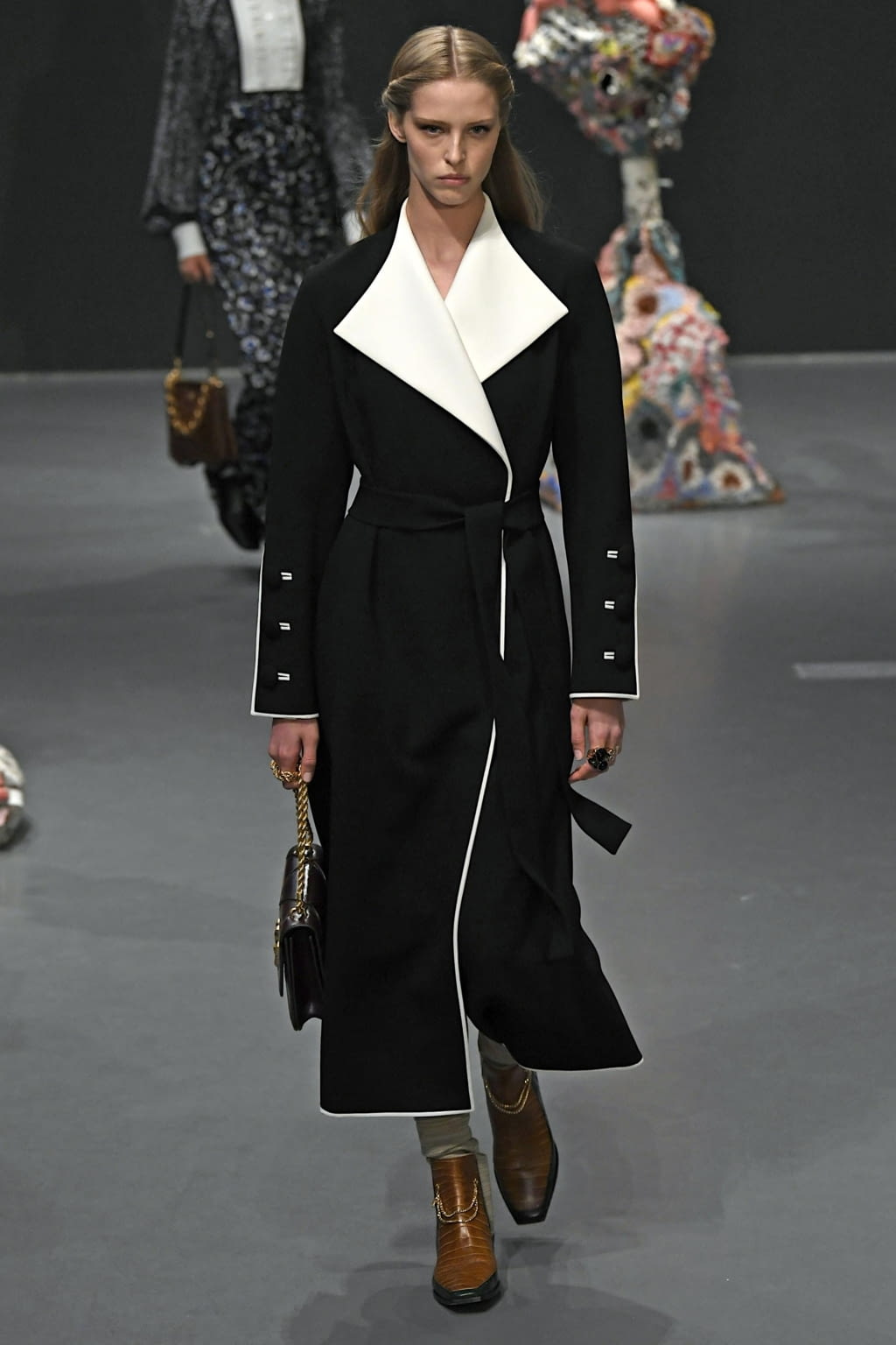 Fashion Week New York Fall/Winter 2020 look 19 from the Tory Burch collection womenswear