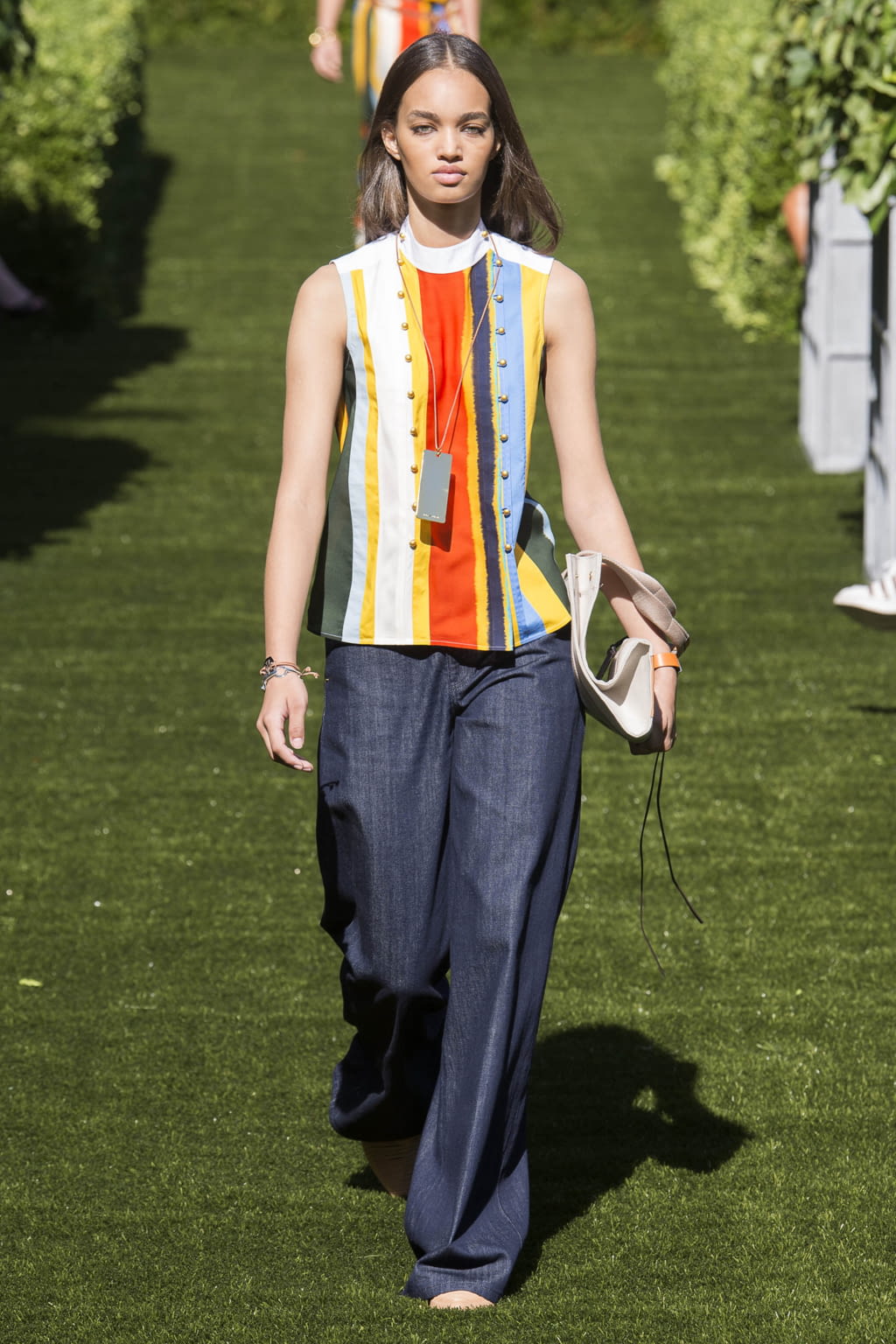 Fashion Week New York Spring/Summer 2018 look 17 from the Tory Burch collection womenswear