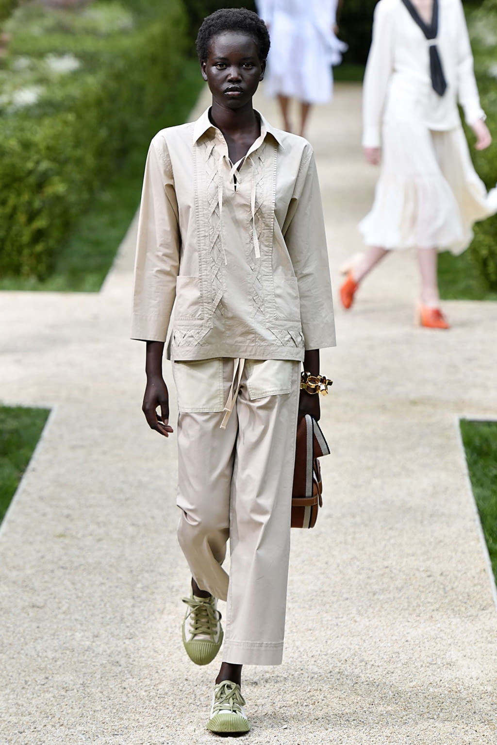 Fashion Week New York Spring/Summer 2019 look 8 from the Tory Burch collection womenswear
