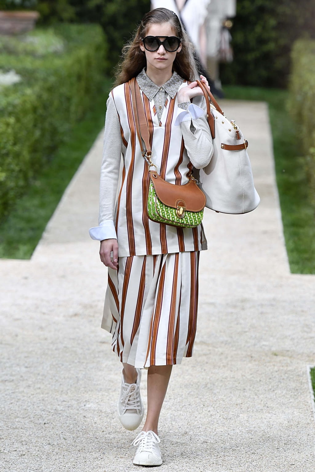 Fashion Week New York Spring/Summer 2019 look 12 from the Tory Burch collection 女装