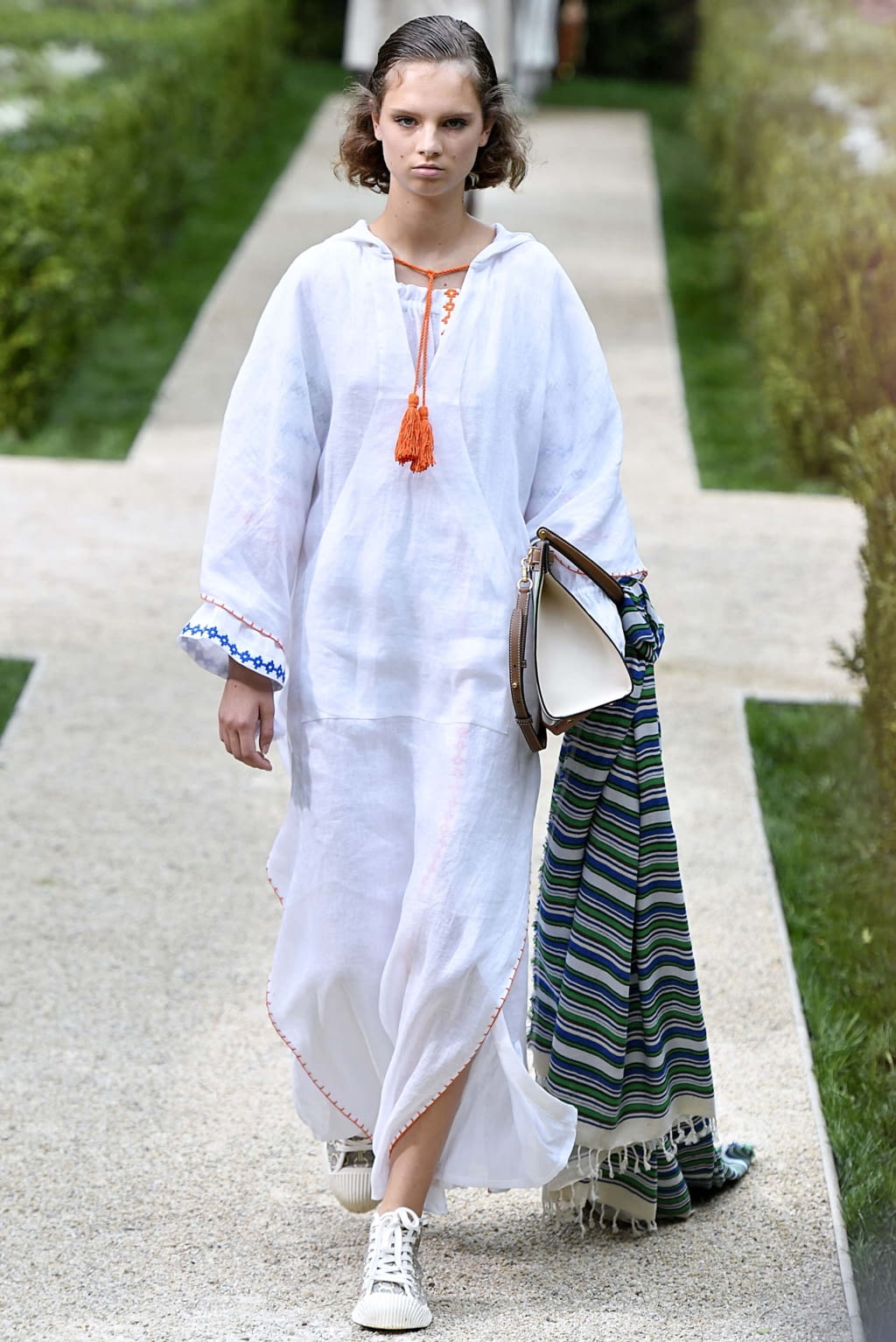 Fashion Week New York Spring/Summer 2019 look 13 from the Tory Burch collection womenswear