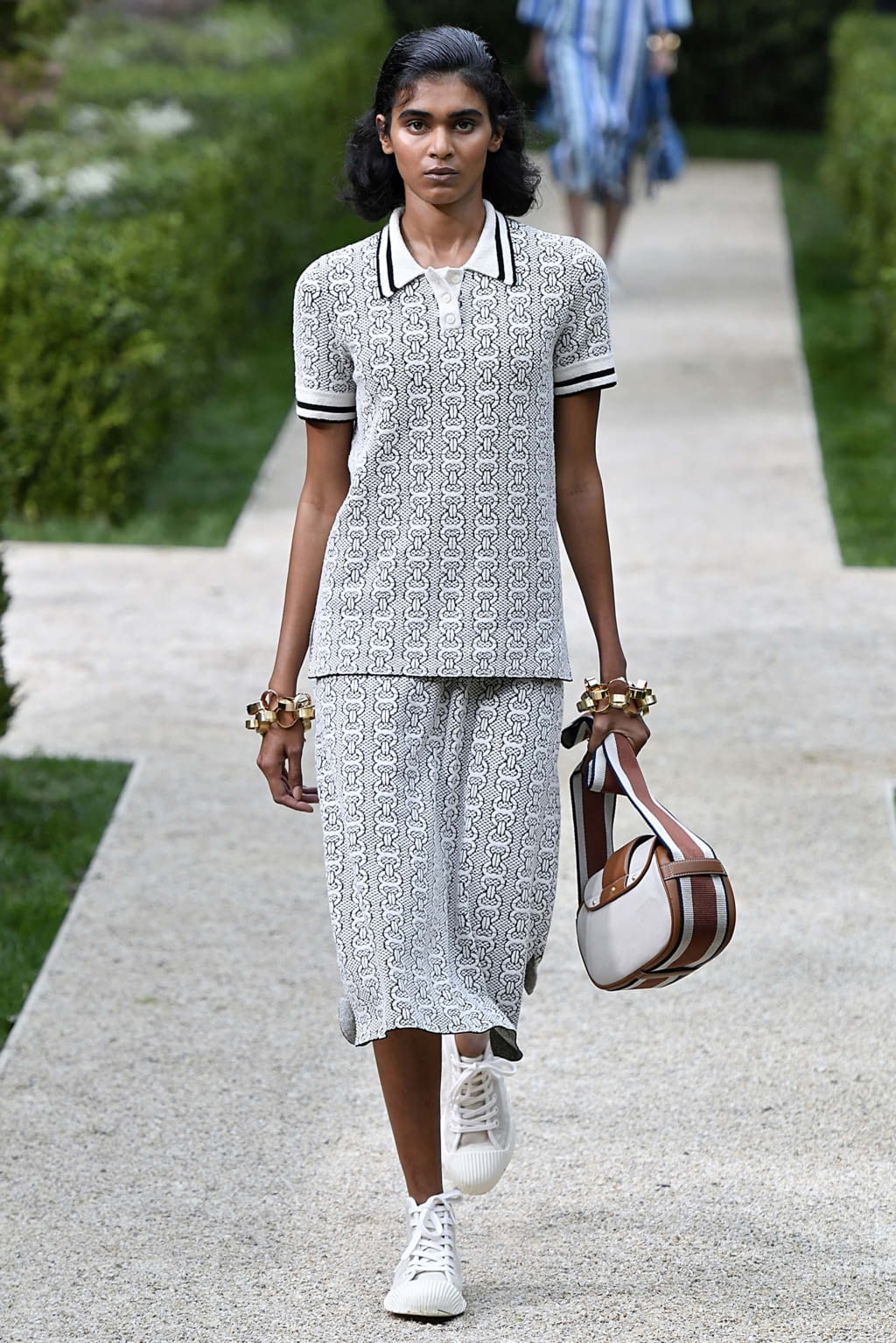 Fashion Week New York Spring/Summer 2019 look 29 from the Tory Burch collection womenswear
