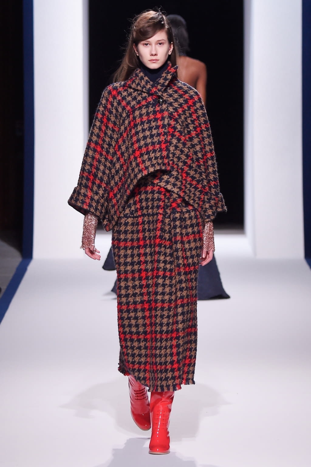 Fashion Week Paris Fall/Winter 2016 look 15 from the Talbot Runhof collection womenswear