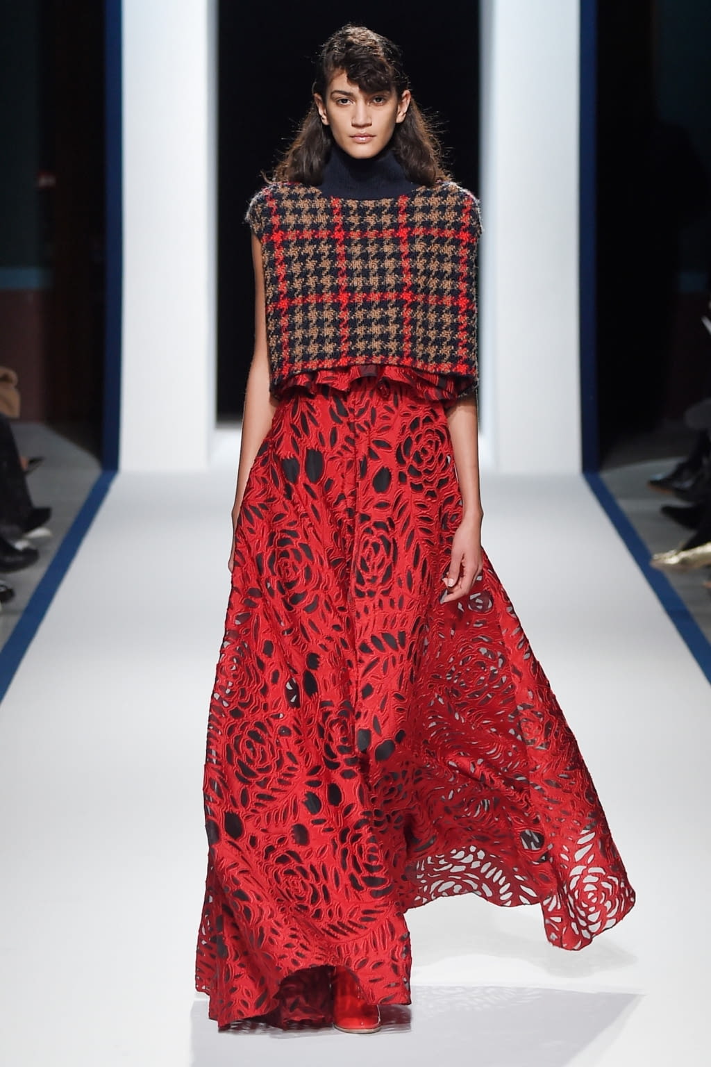 Fashion Week Paris Fall/Winter 2016 look 25 from the Talbot Runhof collection womenswear