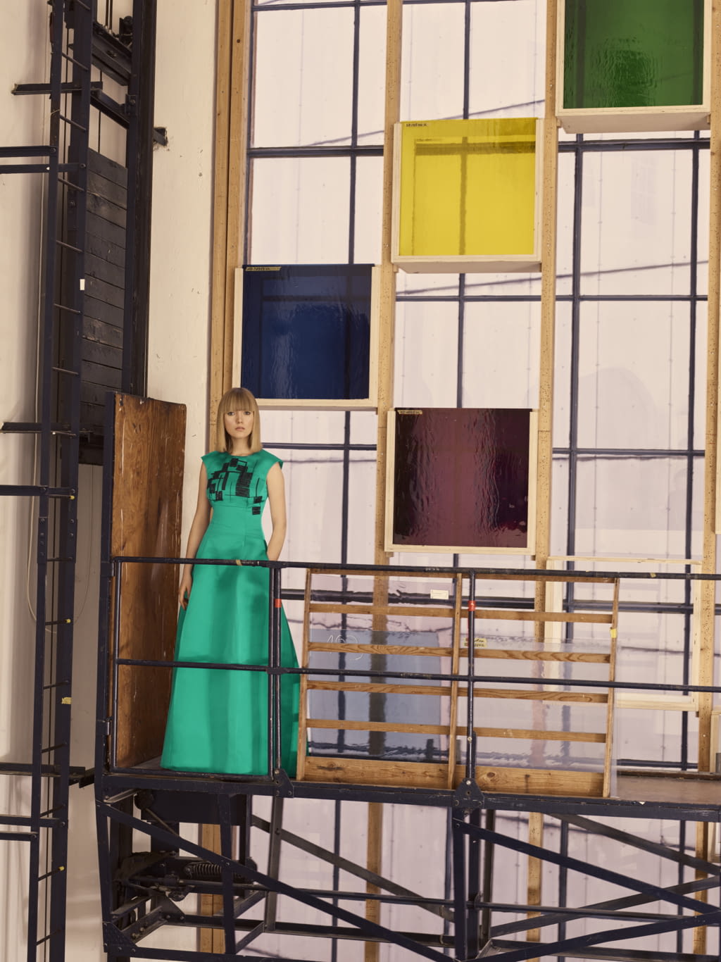 Fashion Week Paris Pre-Fall 2017 look 4 from the Talbot Runhof collection womenswear