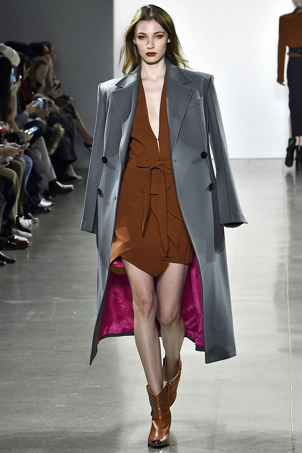 Fashion Week New York Fall/Winter 2019 look 19 from the Taoray Wang collection 女装