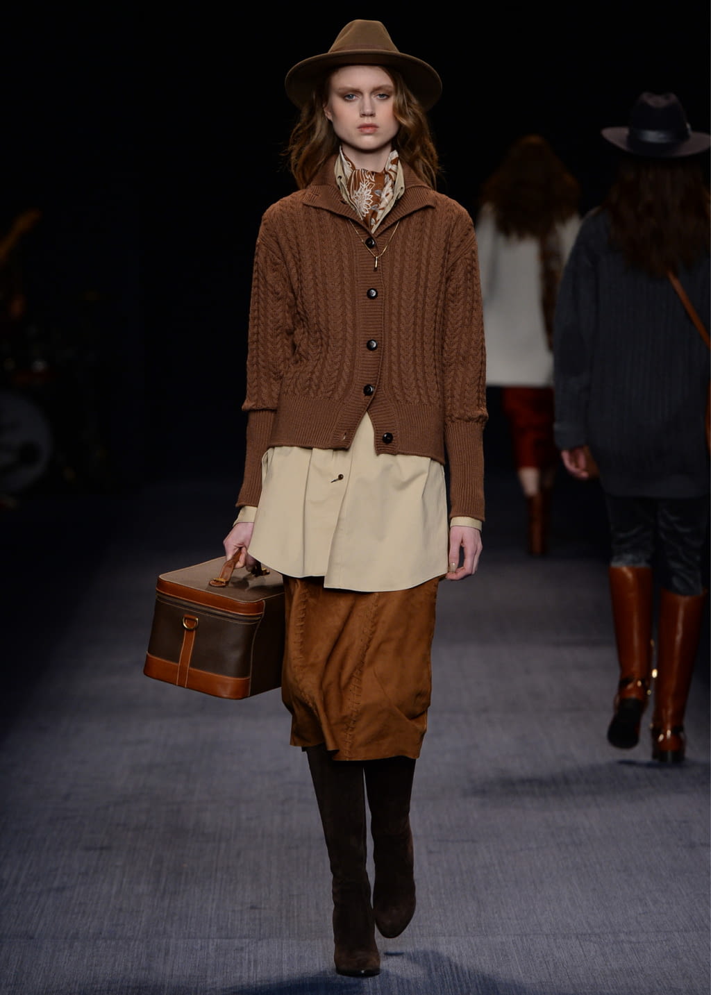 Fashion Week Milan Fall/Winter 2016 look 10 from the Trussardi collection 女装
