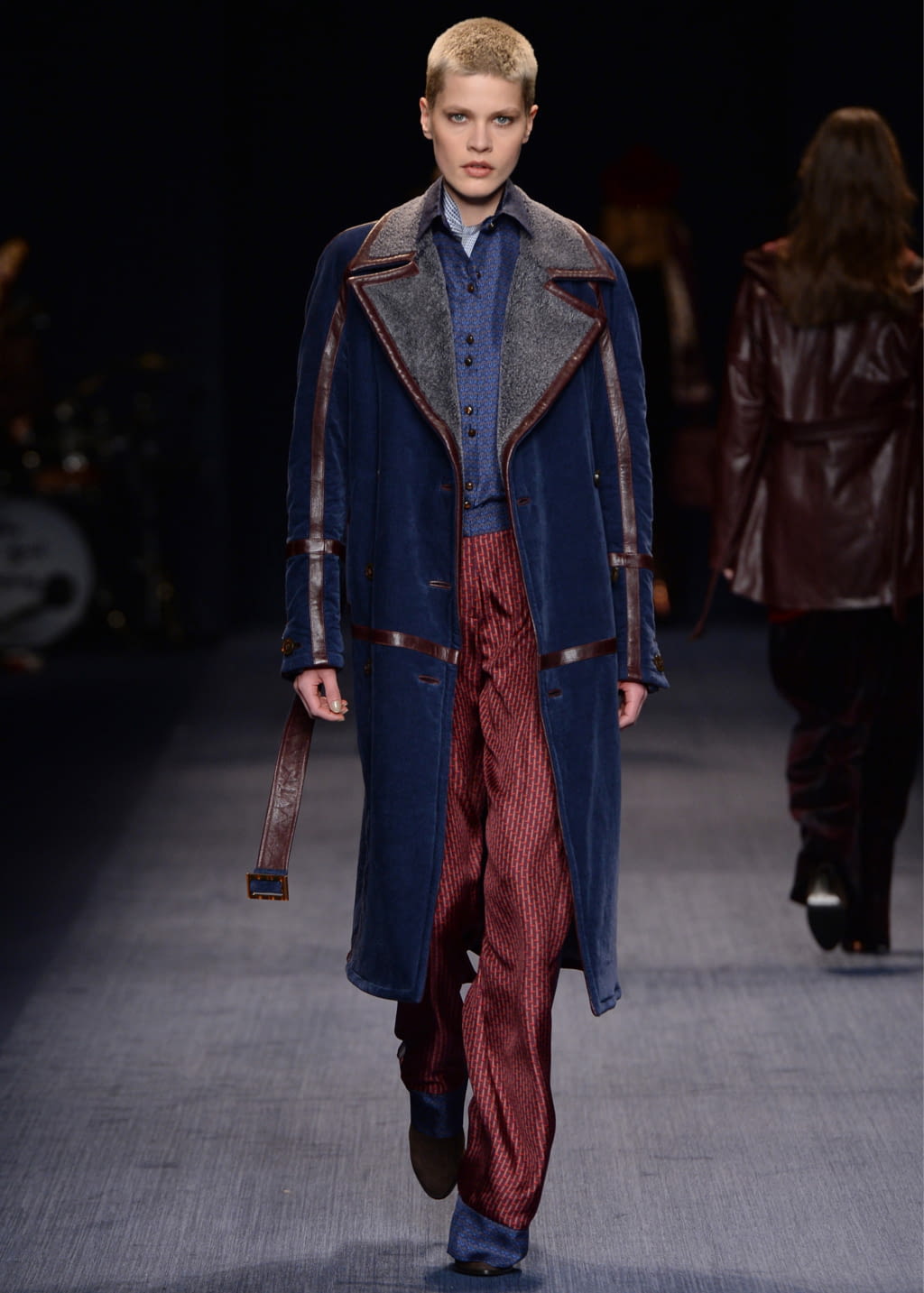Fashion Week Milan Fall/Winter 2016 look 33 from the Trussardi collection 女装