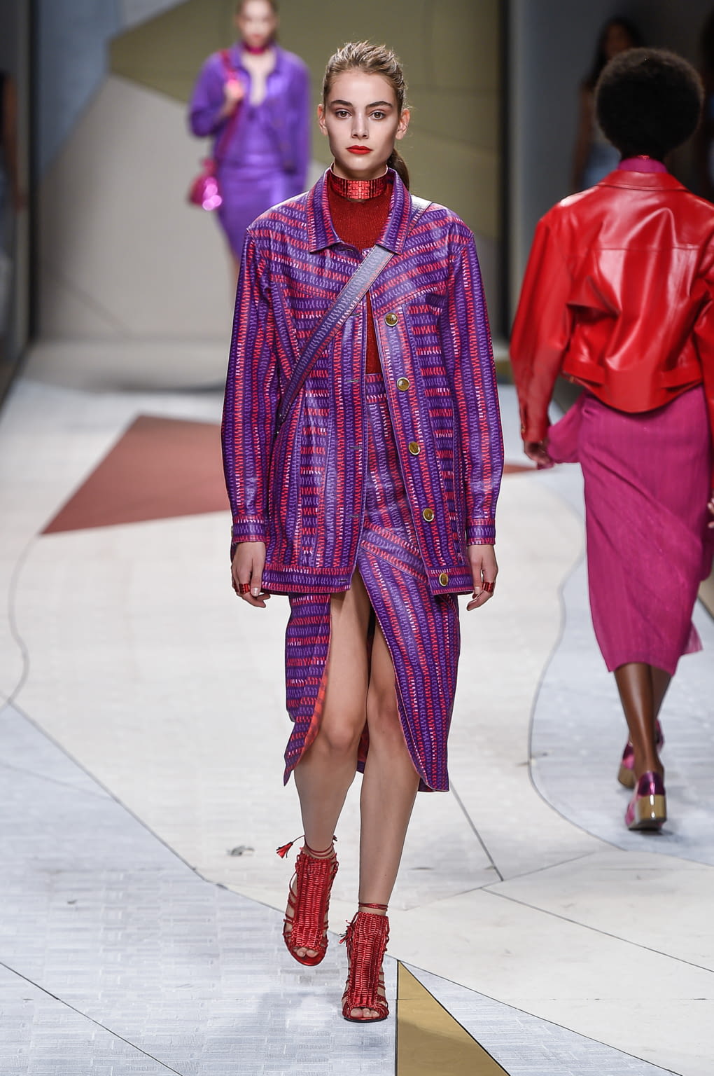 Fashion Week Milan Spring/Summer 2017 look 2 de la collection Trussardi womenswear