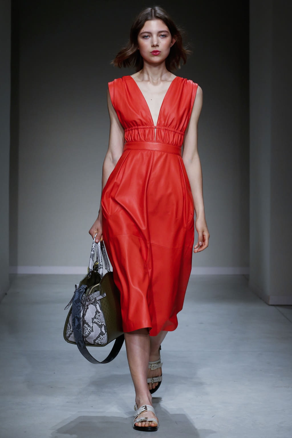 Fashion Week Milan Spring/Summer 2018 look 18 de la collection Trussardi womenswear