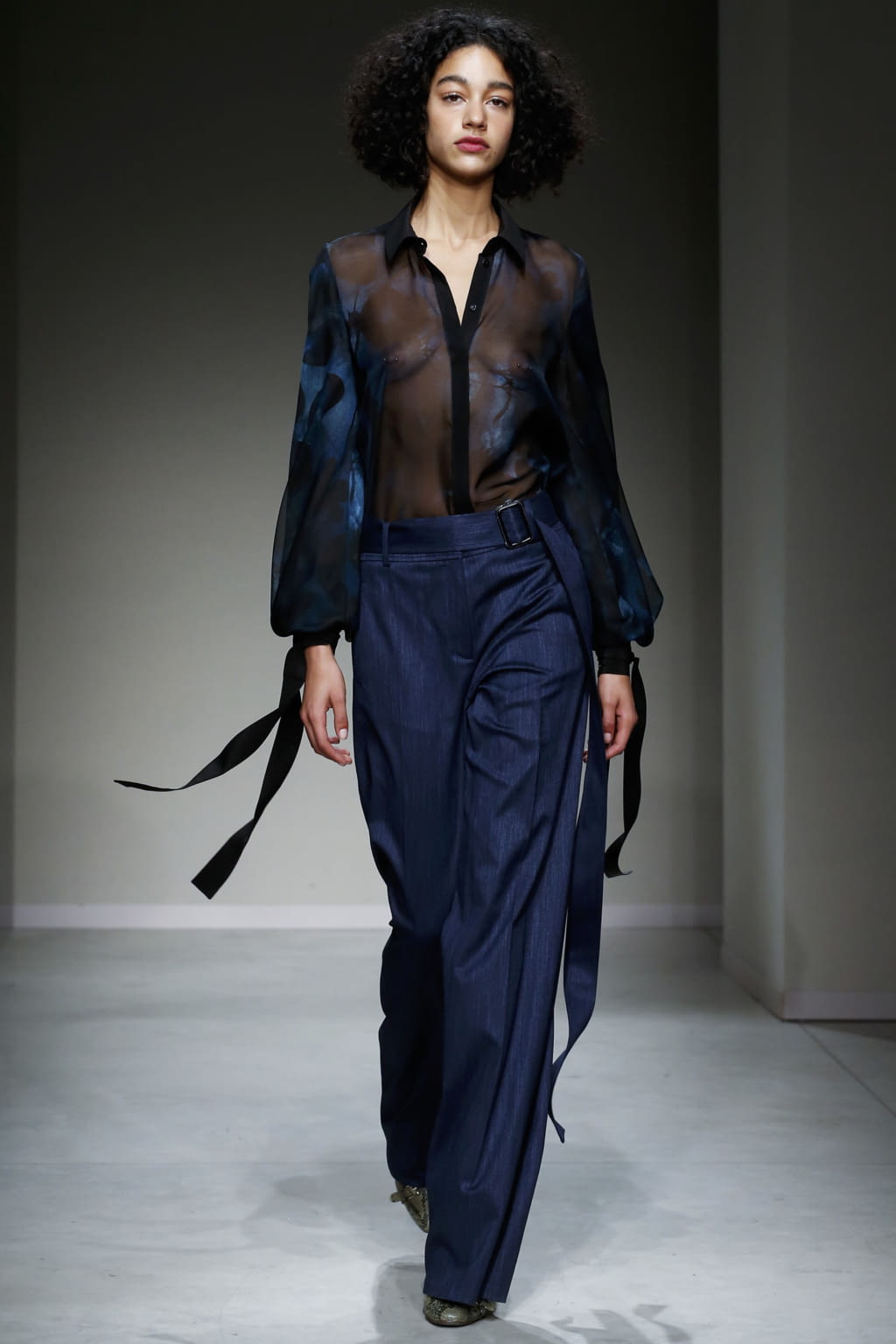 Fashion Week Milan Spring/Summer 2018 look 55 de la collection Trussardi womenswear