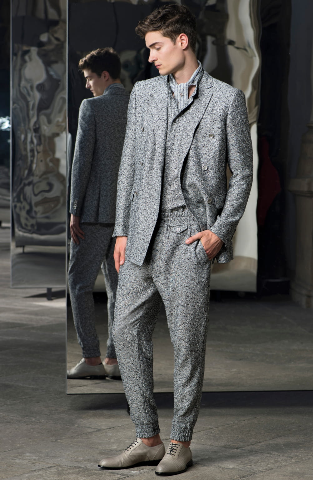 Fashion Week Milan Spring/Summer 2017 look 8 from the Trussardi collection menswear