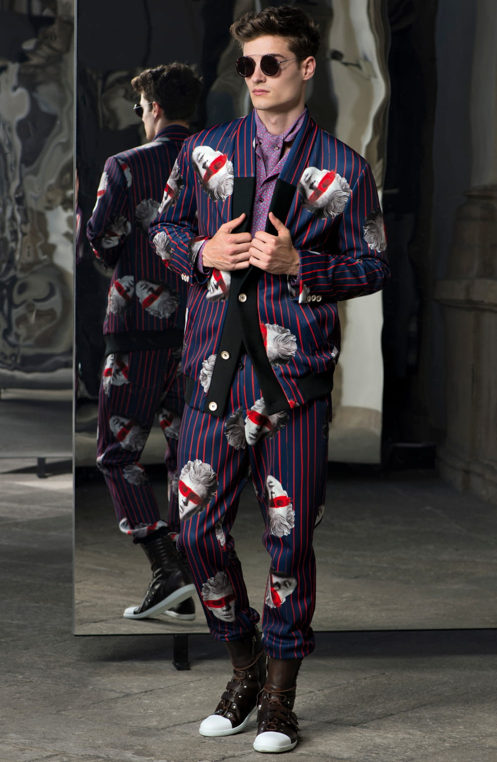 Fashion Week Milan Spring/Summer 2017 look 18 from the Trussardi collection menswear