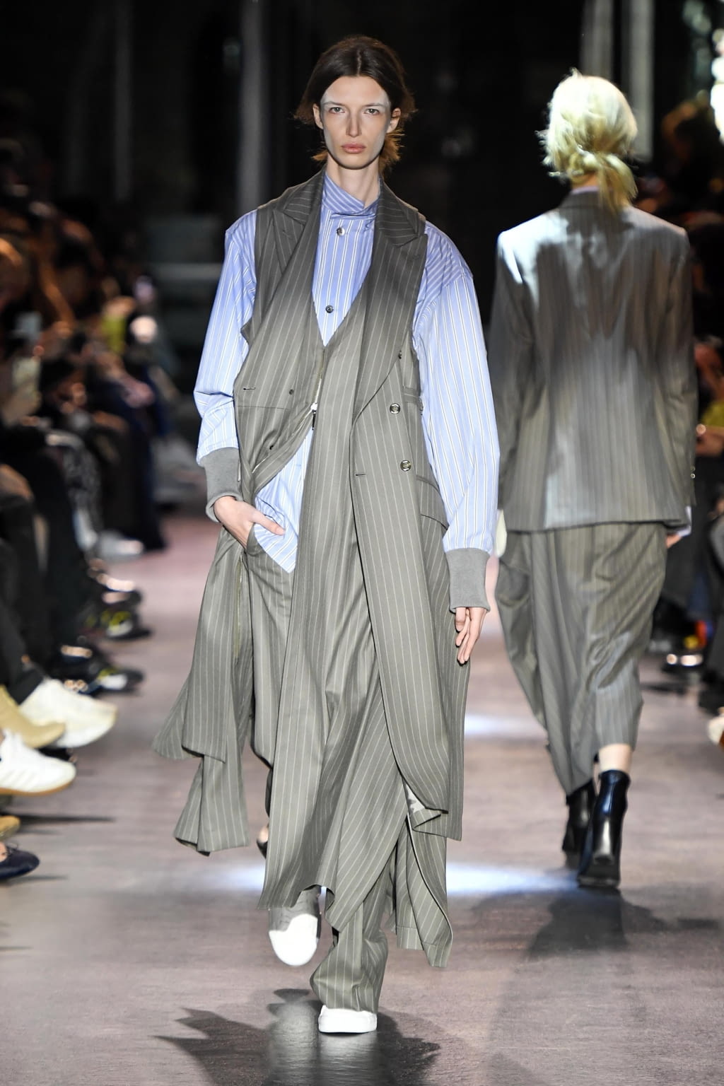 Fashion Week Paris Fall/Winter 2020 look 9 de la collection Ujoh womenswear