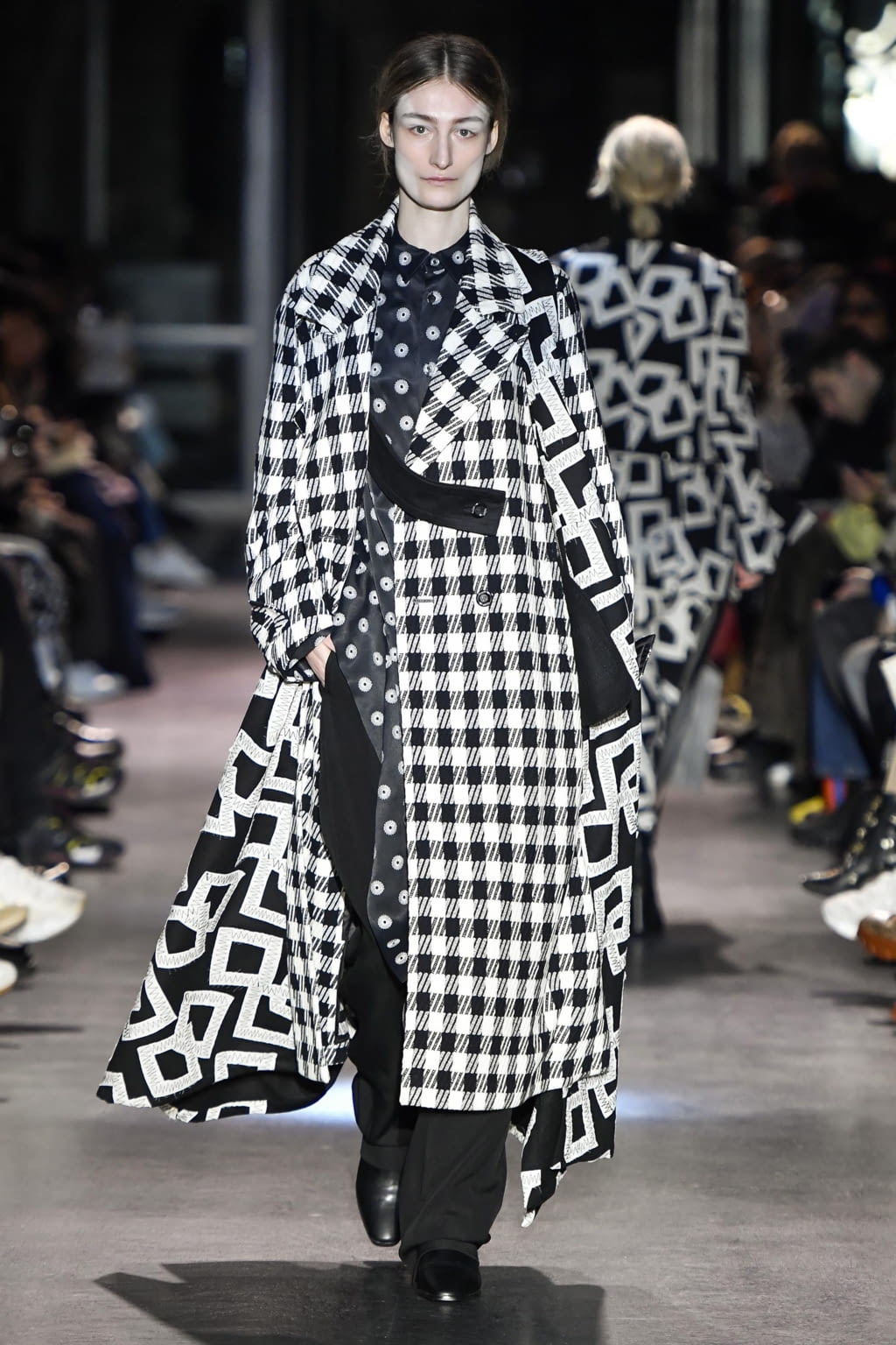 Fashion Week Paris Fall/Winter 2020 look 21 from the Ujoh collection womenswear