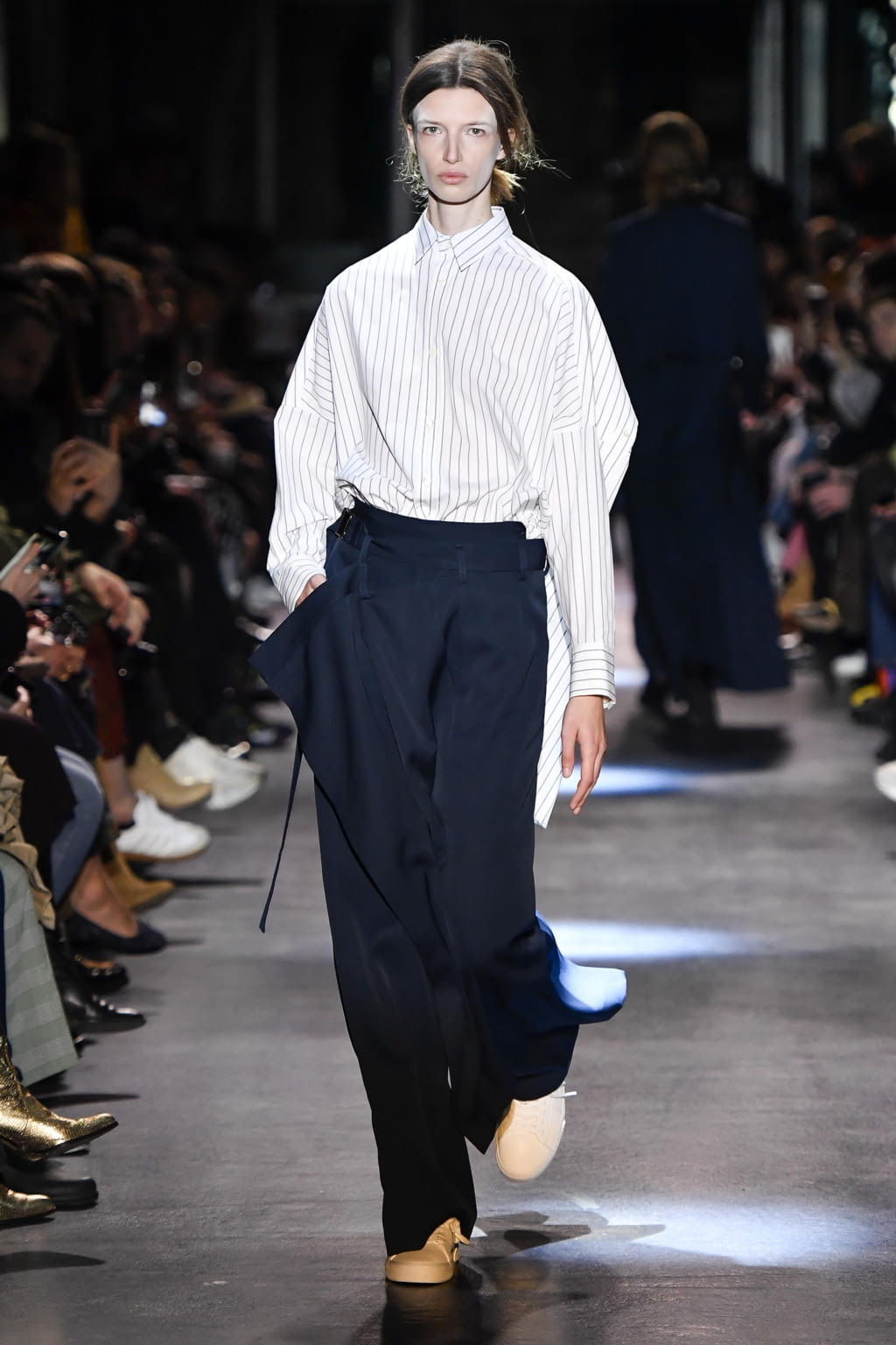 Fashion Week Paris Fall/Winter 2020 look 23 from the Ujoh collection 女装