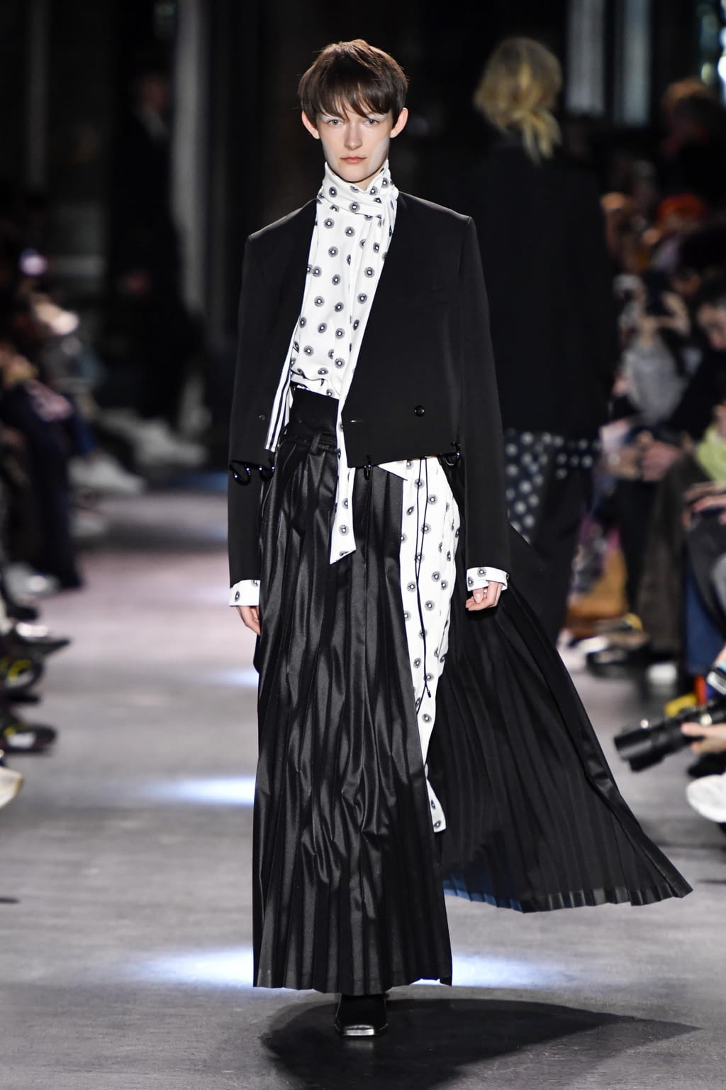 Fashion Week Paris Fall/Winter 2020 look 30 de la collection Ujoh womenswear