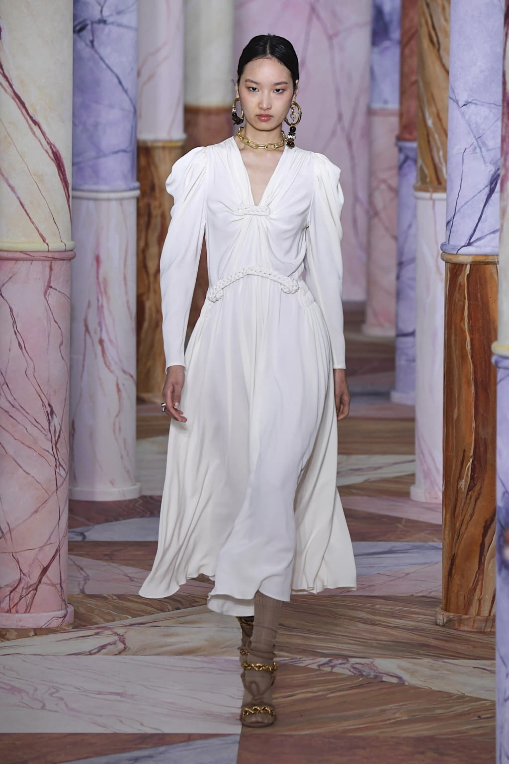 Fashion Week New York Fall/Winter 2020 look 15 de la collection Ulla Johnson womenswear