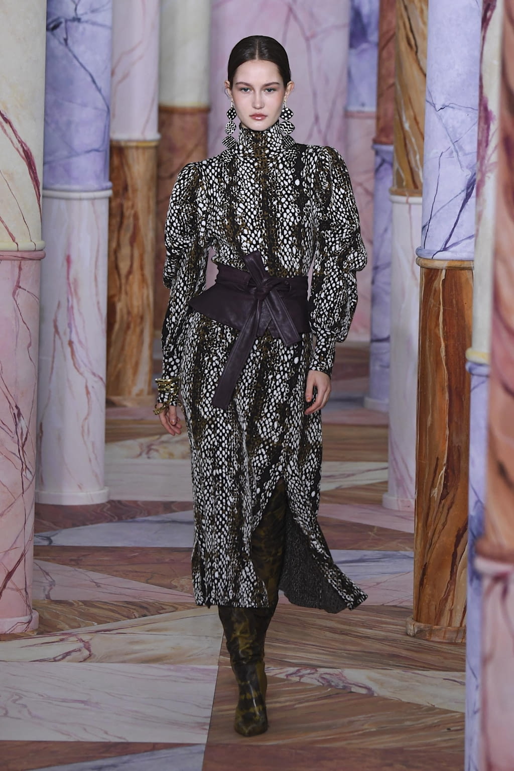 Fashion Week New York Fall/Winter 2020 look 16 from the Ulla Johnson collection 女装