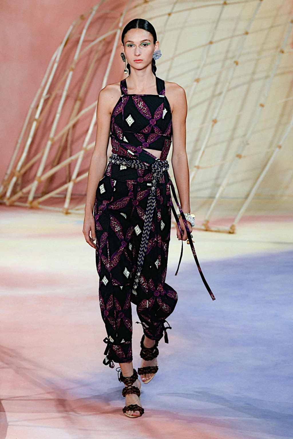 Fashion Week New York Spring/Summer 2020 look 41 from the Ulla Johnson collection 女装