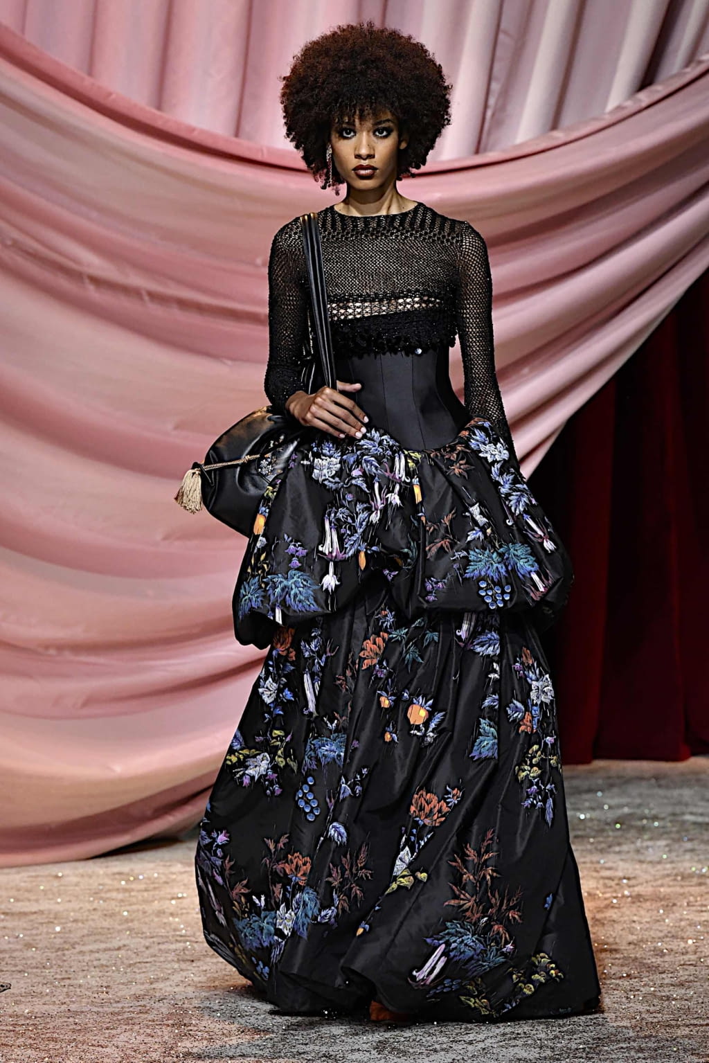 Fashion Week Paris Fall/Winter 2019 look 13 from the Ulyana Sergeenko collection couture