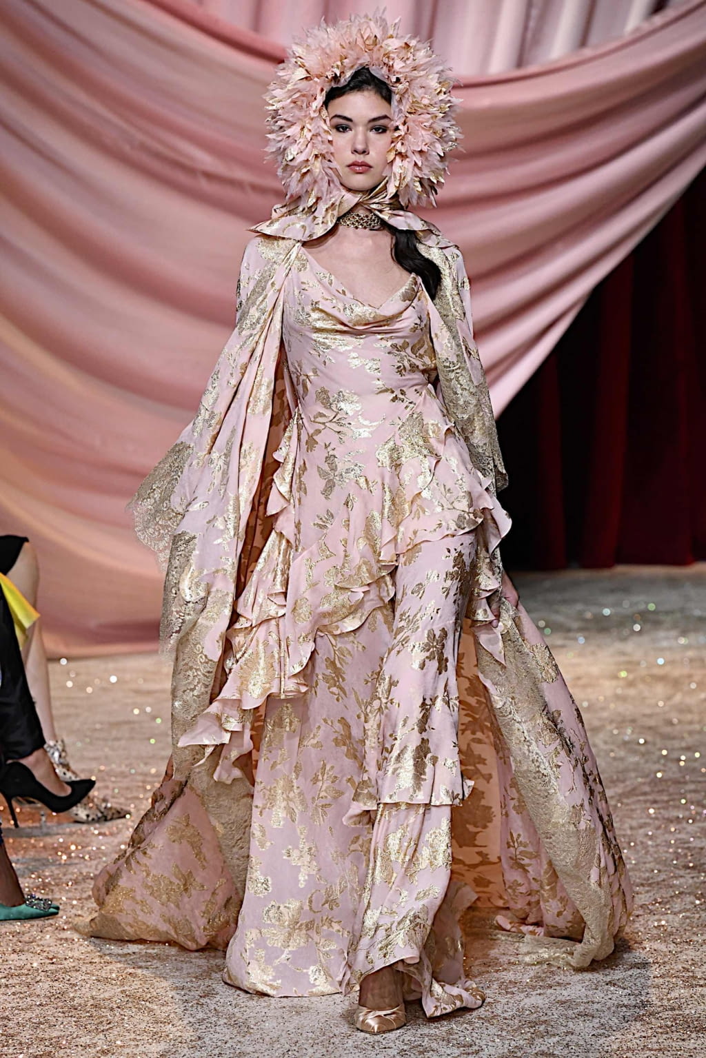 Fashion Week Paris Fall/Winter 2019 look 20 from the Ulyana Sergeenko collection couture