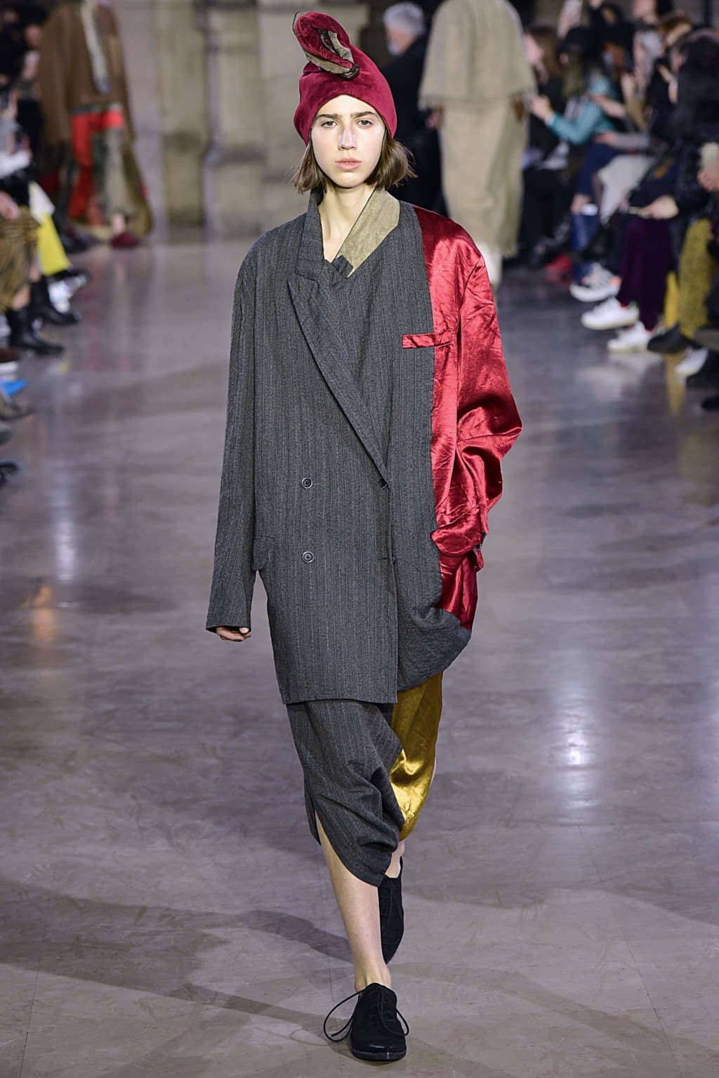 Fashion Week Paris Fall/Winter 2019 look 15 de la collection Uma Wang womenswear
