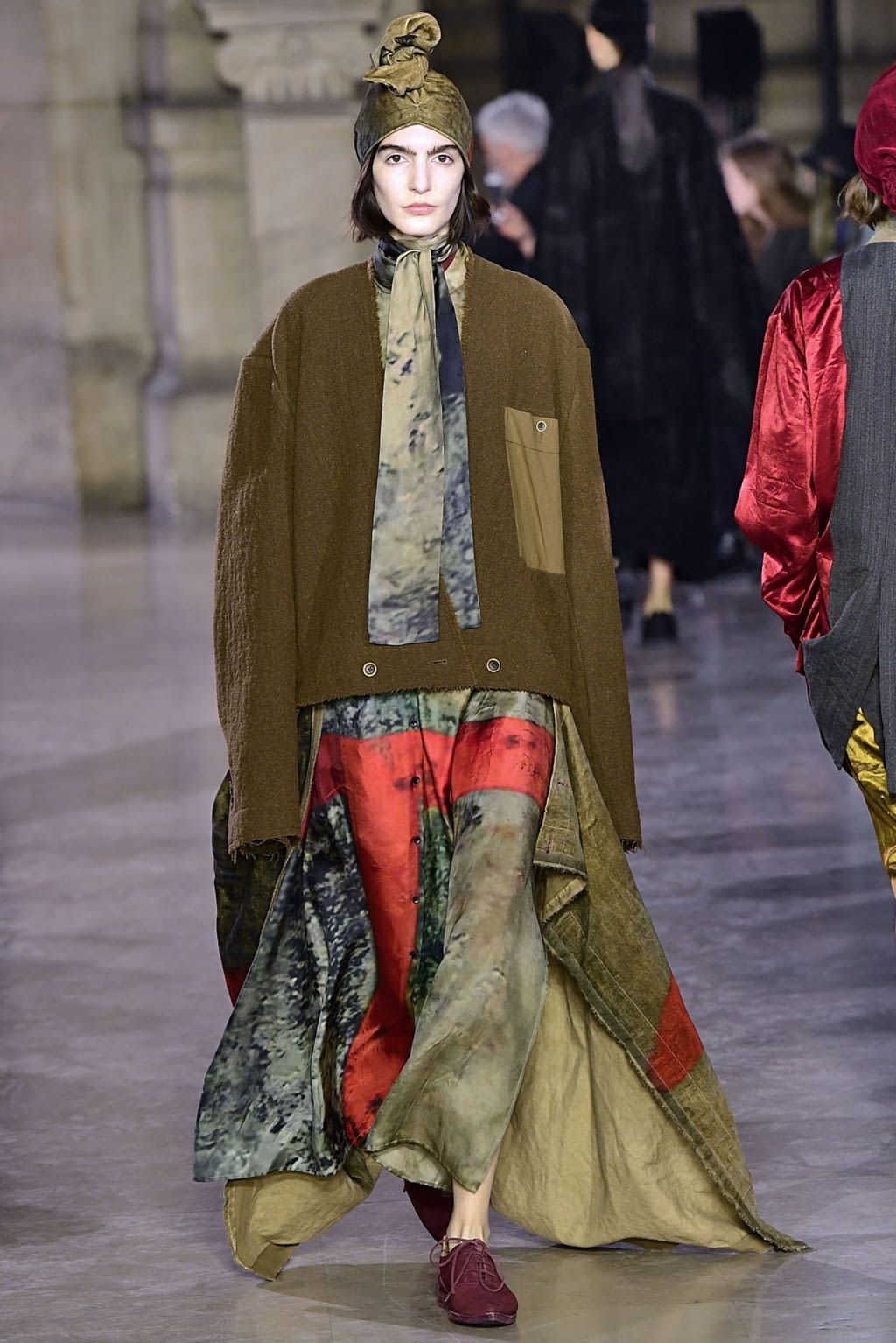 Fashion Week Paris Fall/Winter 2019 look 16 de la collection Uma Wang womenswear