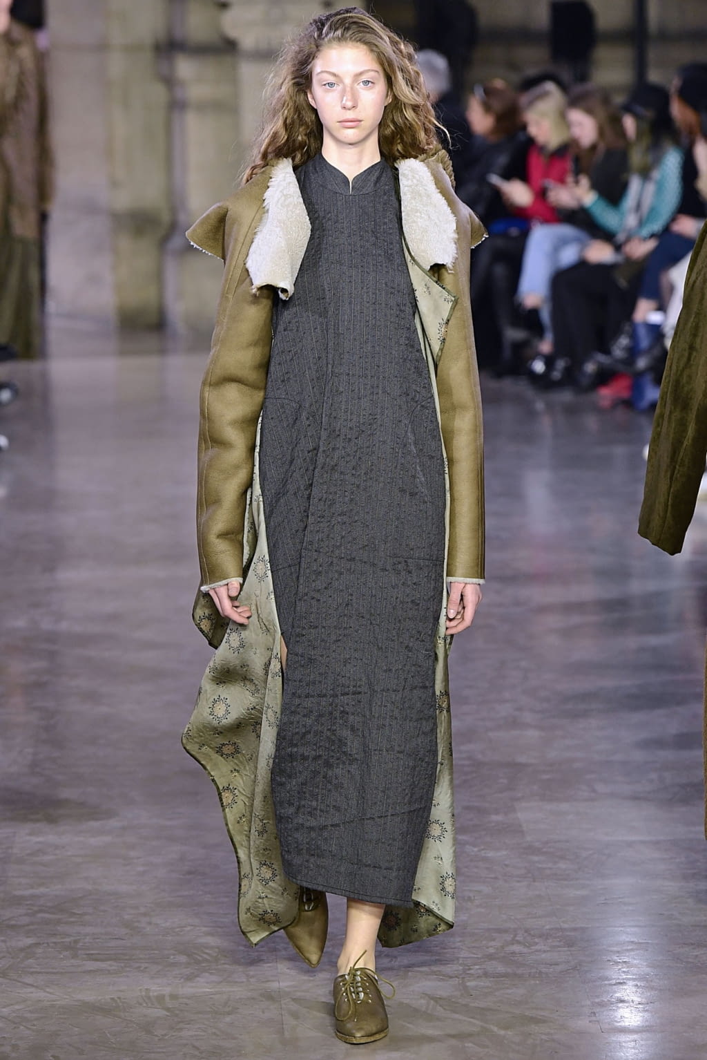 Fashion Week Paris Fall/Winter 2019 look 24 from the Uma Wang collection 女装