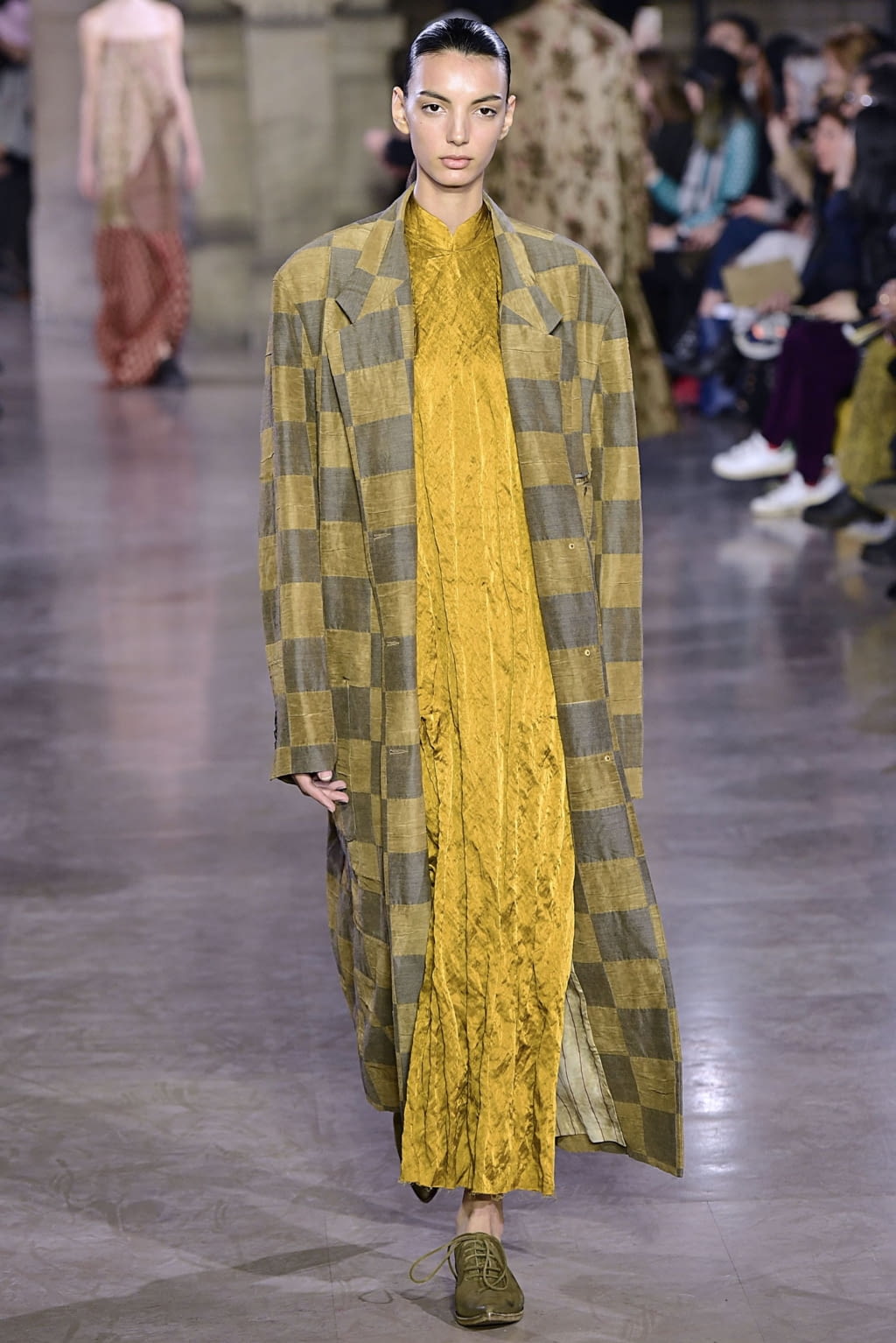 Fashion Week Paris Fall/Winter 2019 look 28 from the Uma Wang collection 女装