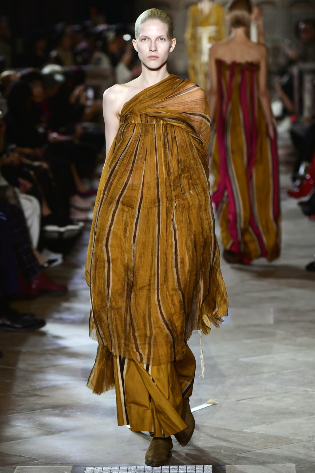 Fashion Week Paris Spring/Summer 2019 look 27 from the Uma Wang collection womenswear