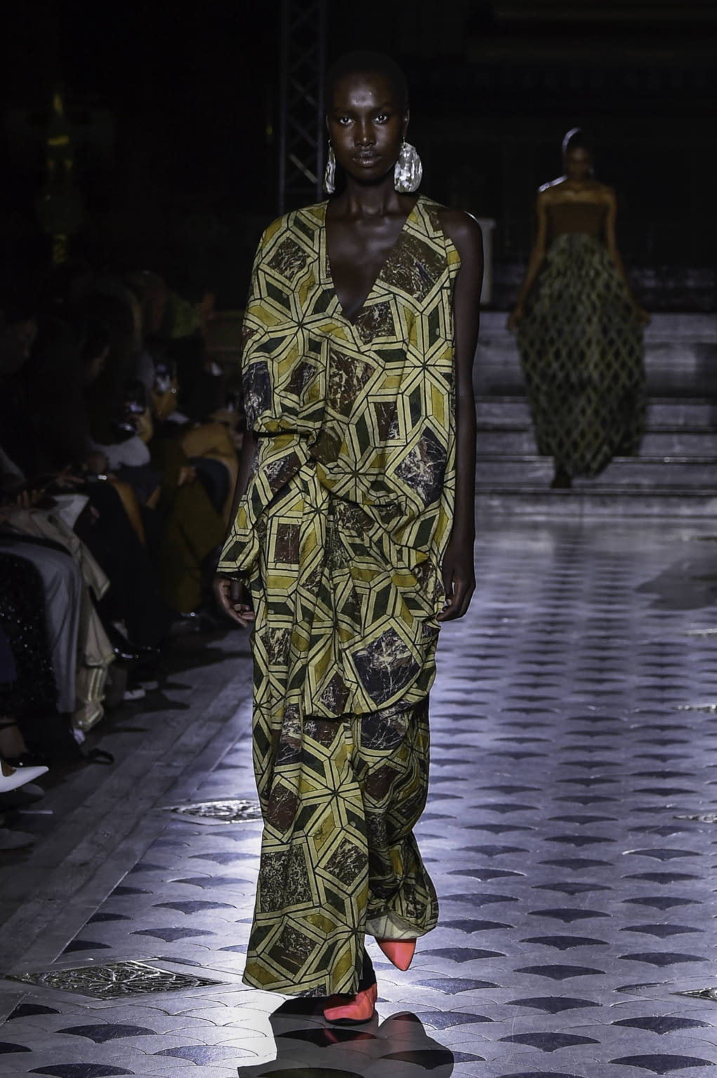 Fashion Week Paris Spring/Summer 2020 look 13 from the Uma Wang collection womenswear