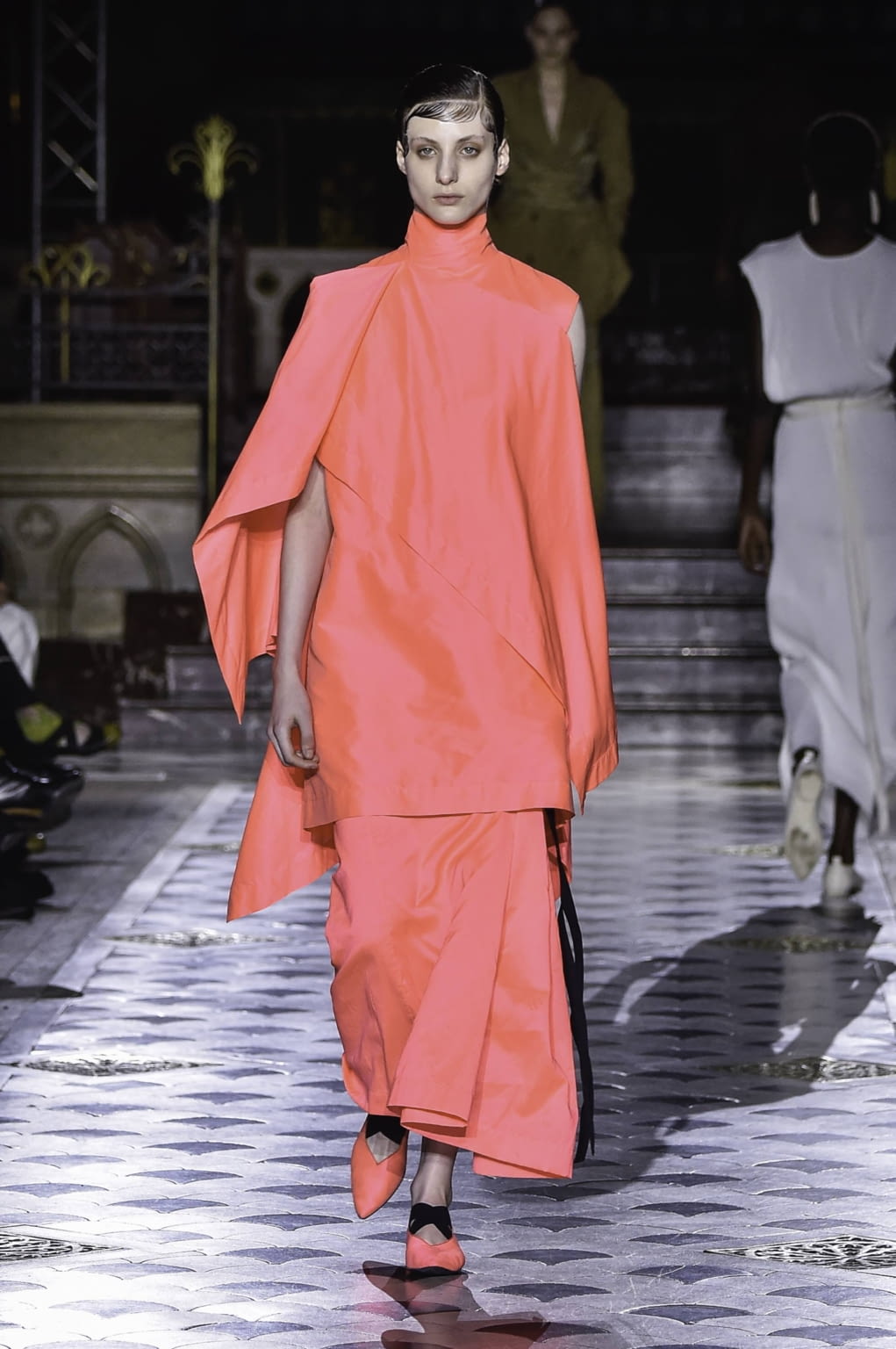 Fashion Week Paris Spring/Summer 2020 look 22 from the Uma Wang collection womenswear