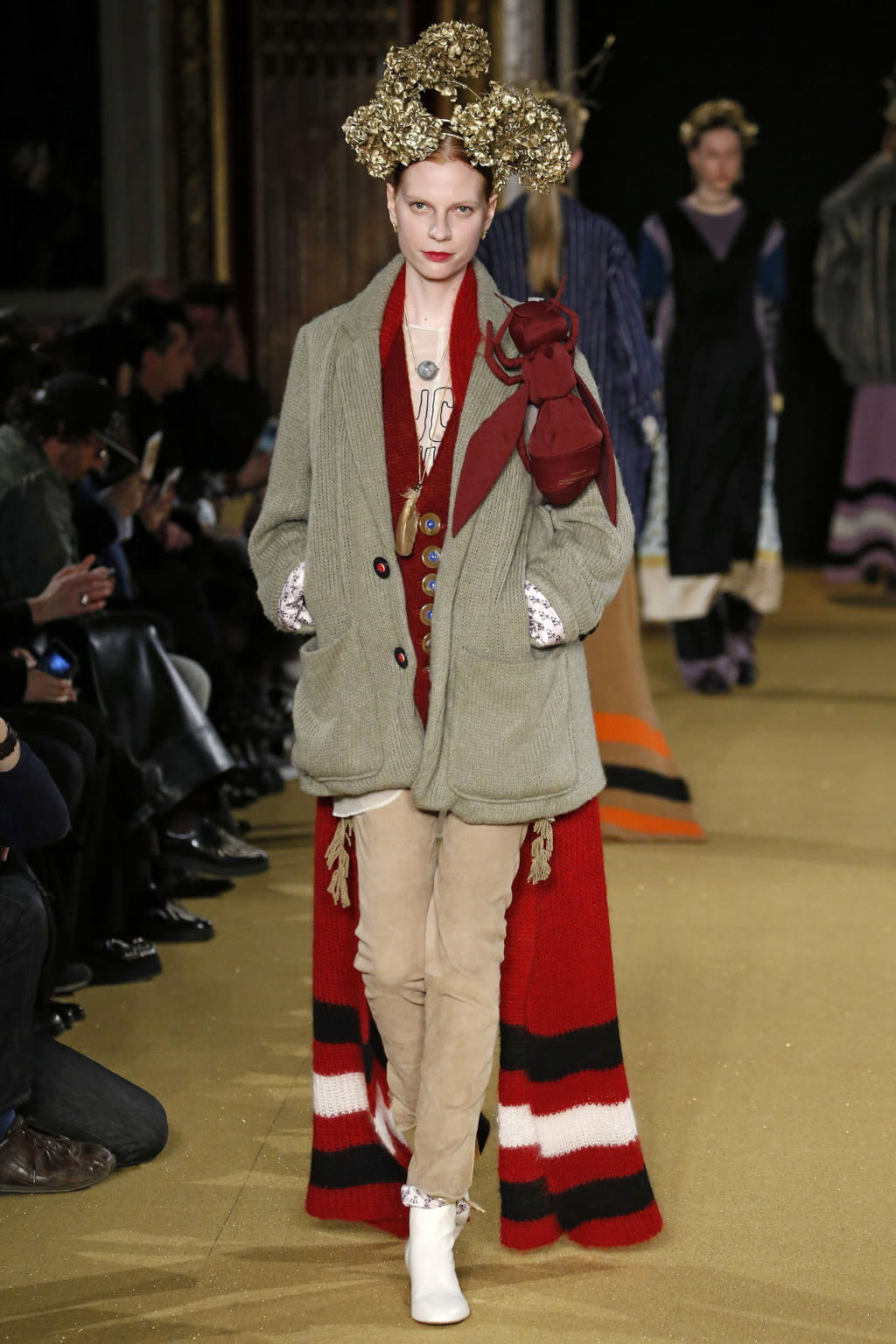Fashion Week Paris Fall/Winter 2016 look 14 from the Undercover collection 女装