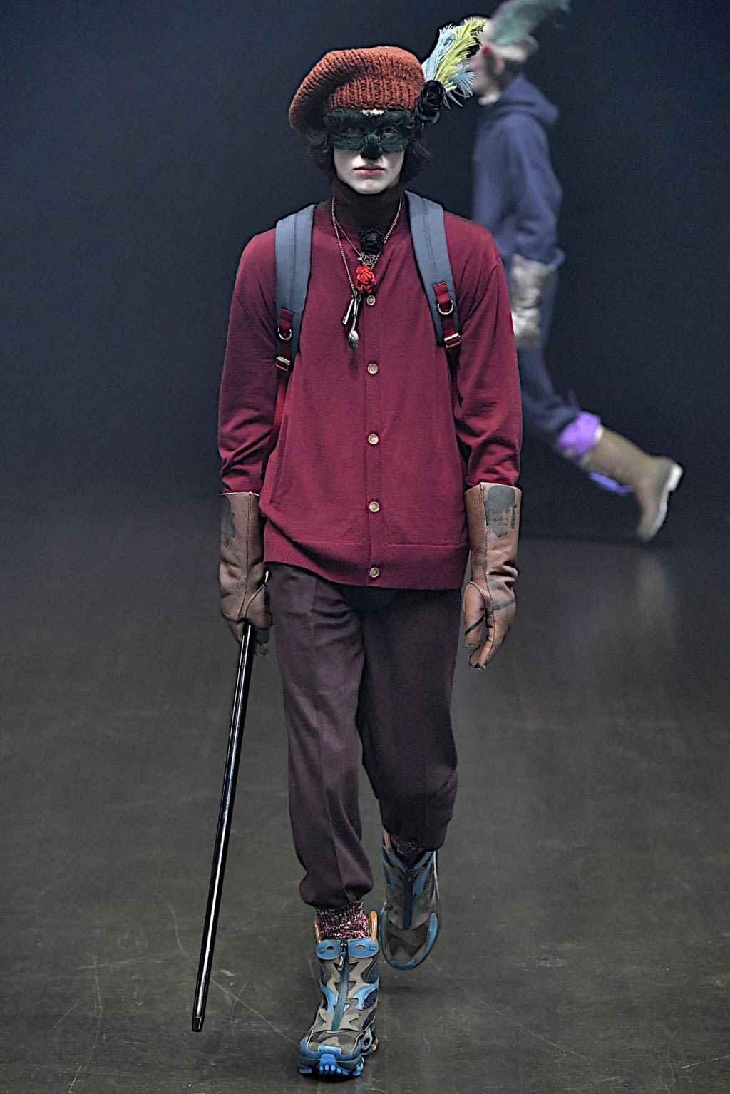 Fashion Week Paris Fall/Winter 2019 look 10 from the Undercover collection menswear