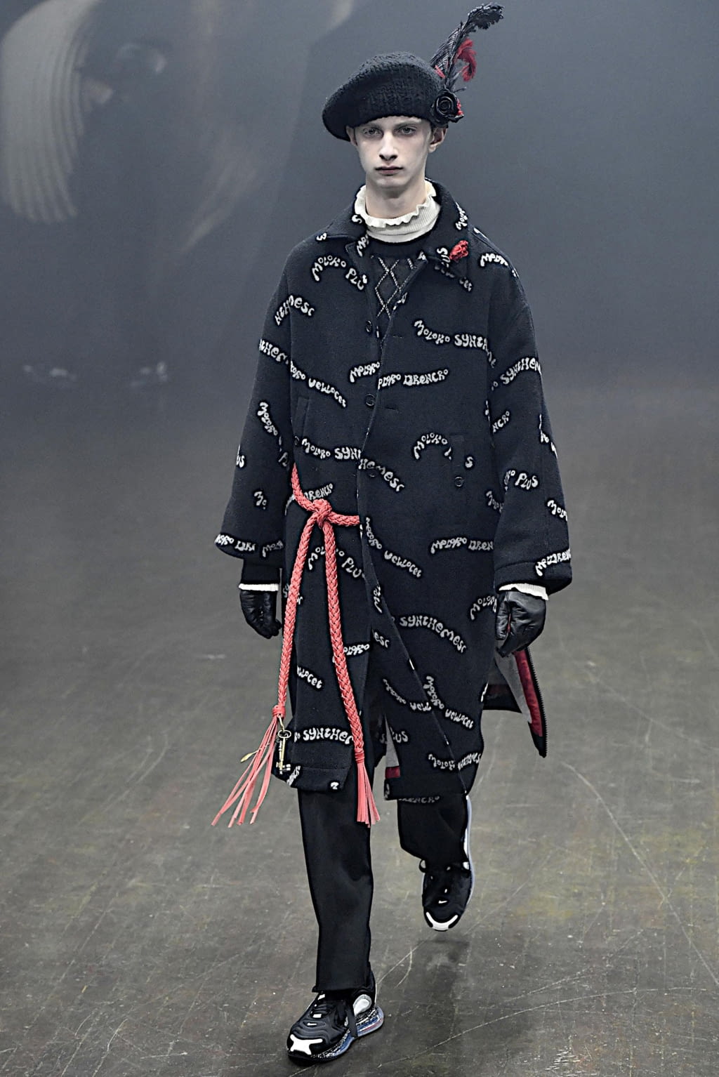Fashion Week Paris Fall/Winter 2019 look 37 from the Undercover collection 男装