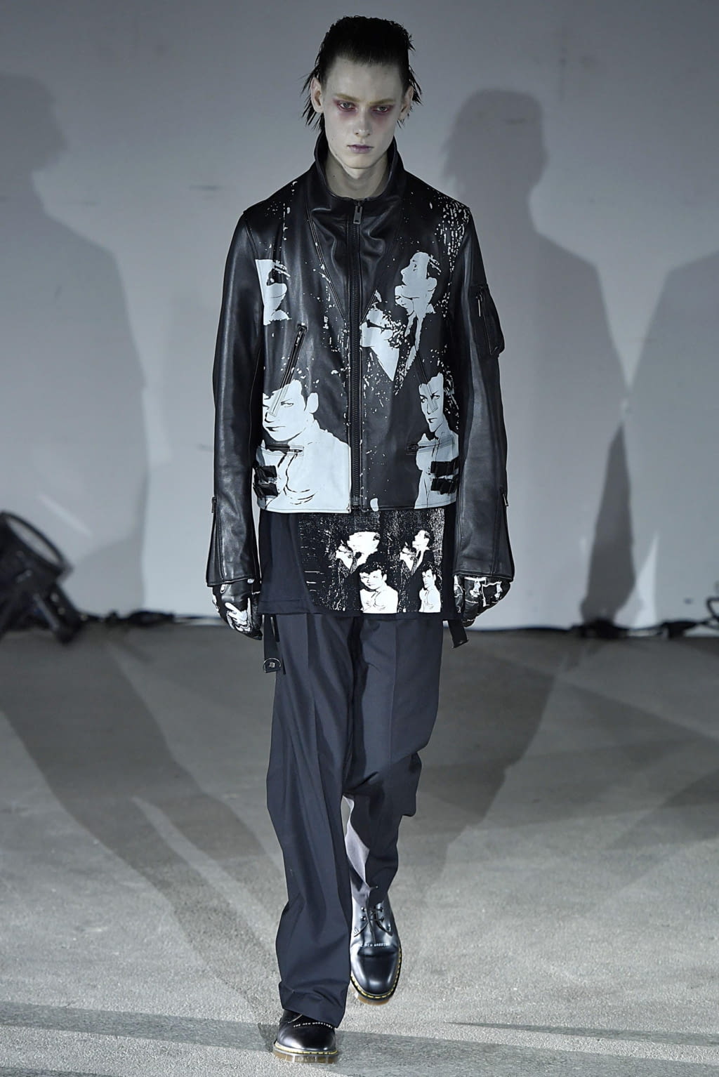 Fashion Week Paris Spring/Summer 2019 look 28 from the Undercover collection 男装