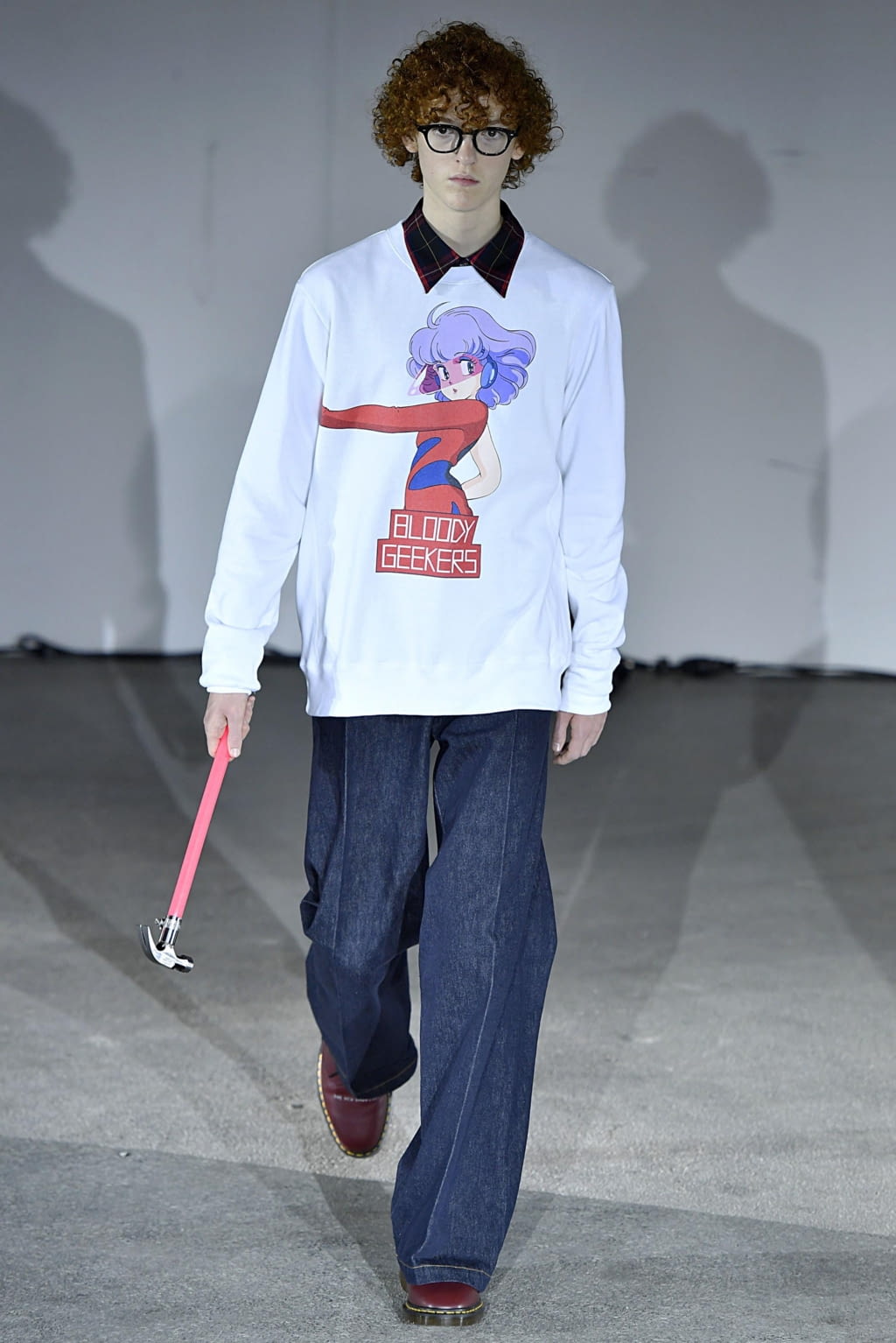 Fashion Week Paris Spring/Summer 2019 look 33 from the Undercover collection menswear