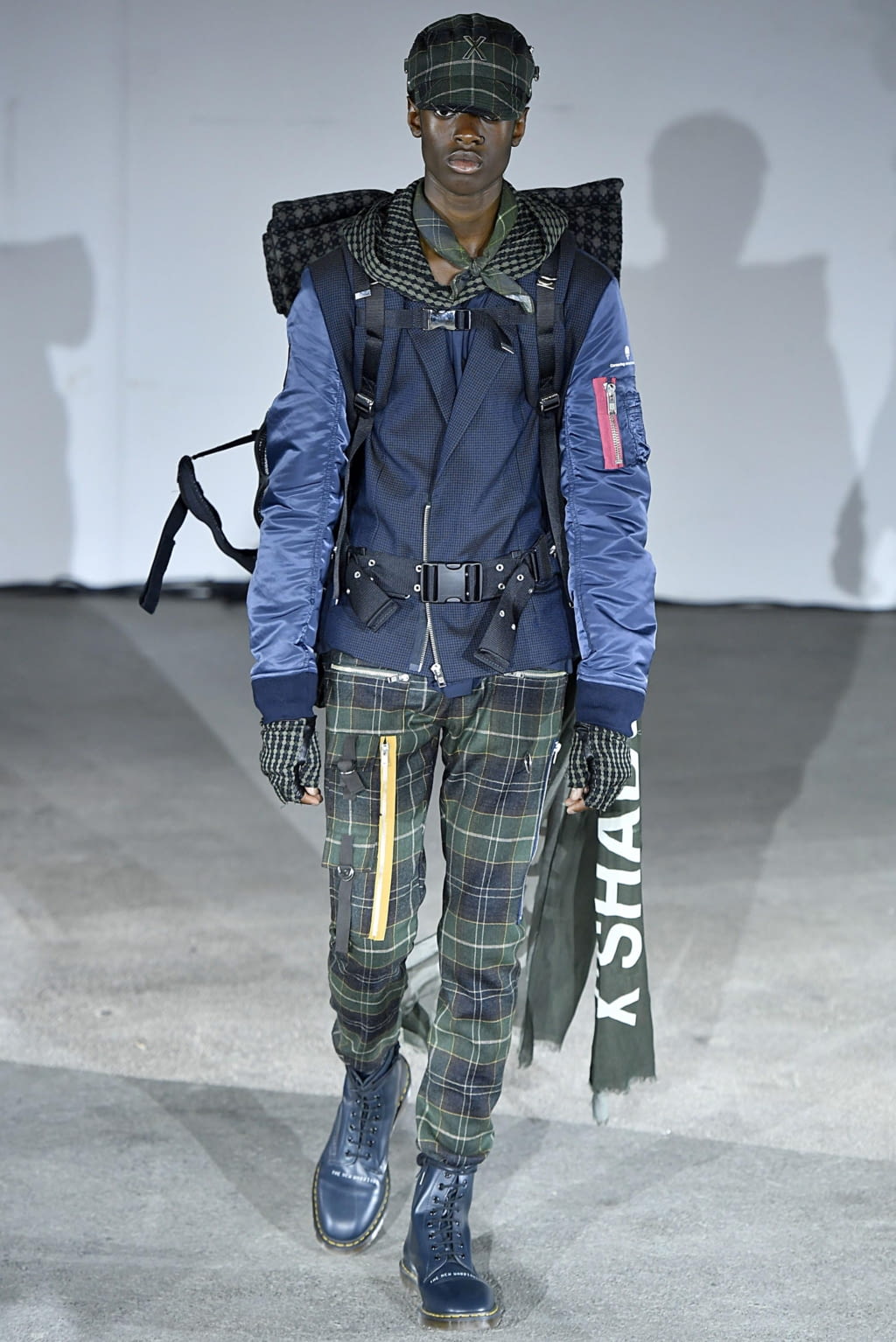 Fashion Week Paris Spring/Summer 2019 look 36 from the Undercover collection 男装