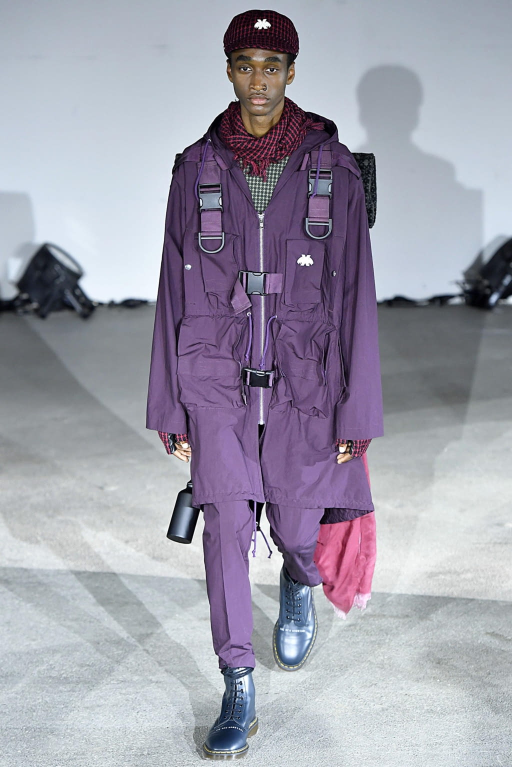 Fashion Week Paris Spring/Summer 2019 look 34 from the Undercover collection 男装