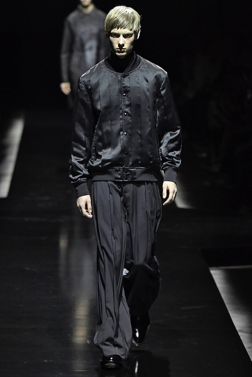Fashion Week Paris Spring/Summer 2020 look 30 from the Undercover collection 男装