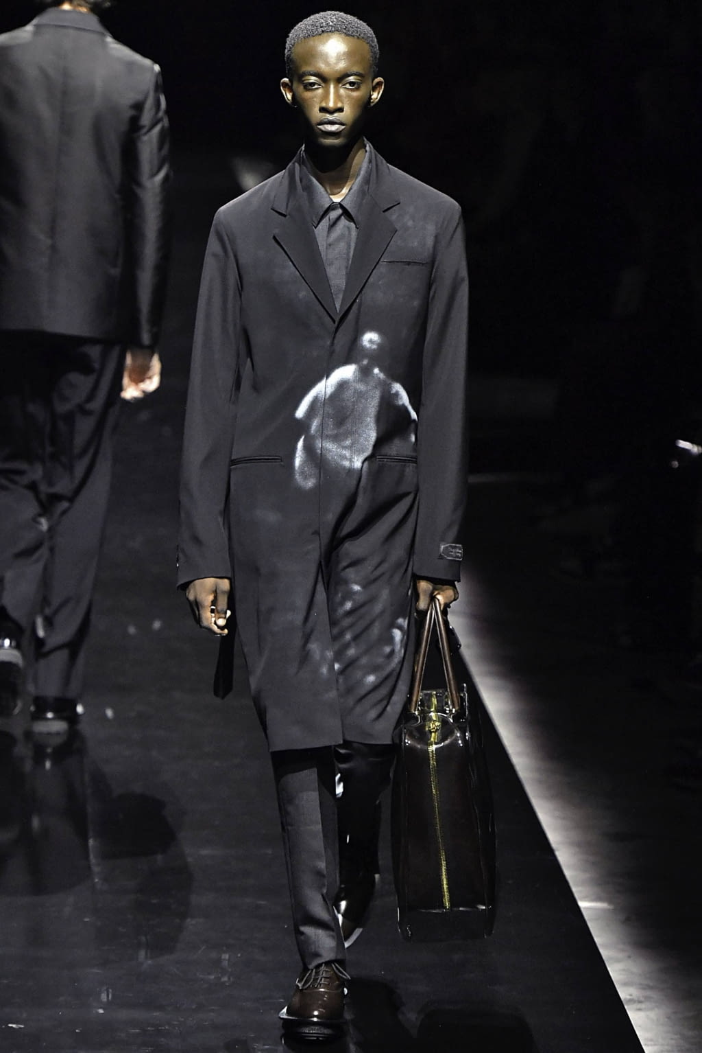 Fashion Week Paris Spring/Summer 2020 look 52 from the Undercover collection 男装