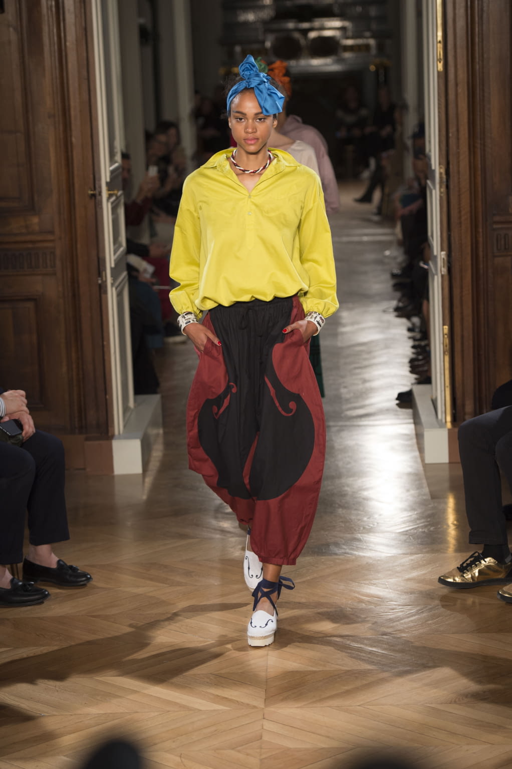 Fashion Week Paris Spring/Summer 2017 look 24 de la collection Undercover womenswear