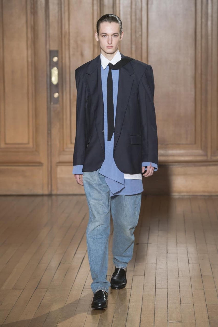 Fashion Week Paris Fall/Winter 2018 look 11 from the Hed Mayner collection menswear