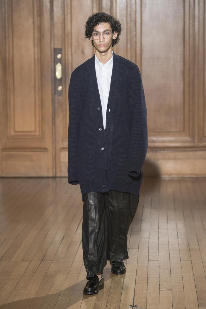 Fashion Week Paris Fall/Winter 2018 look 8 from the Hed Mayner collection menswear